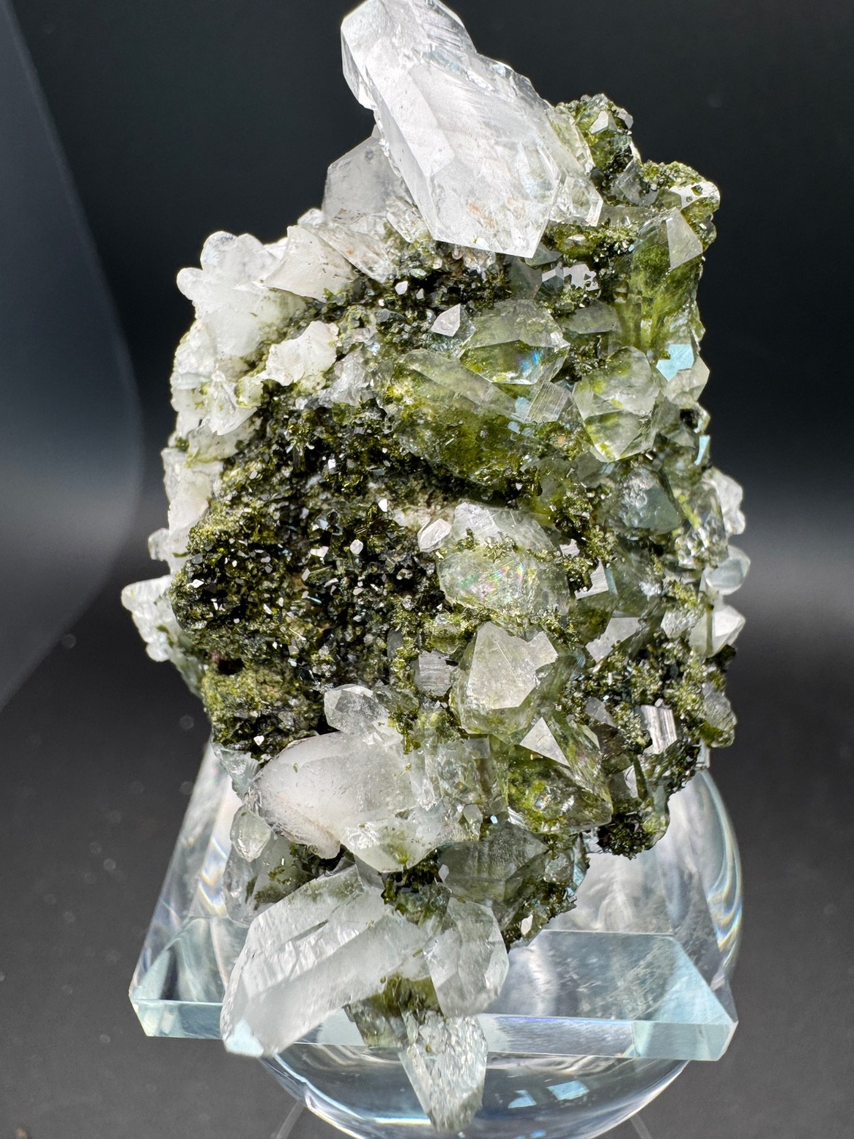 6827 Turkey “Forest” Epidote with Quartz 62g