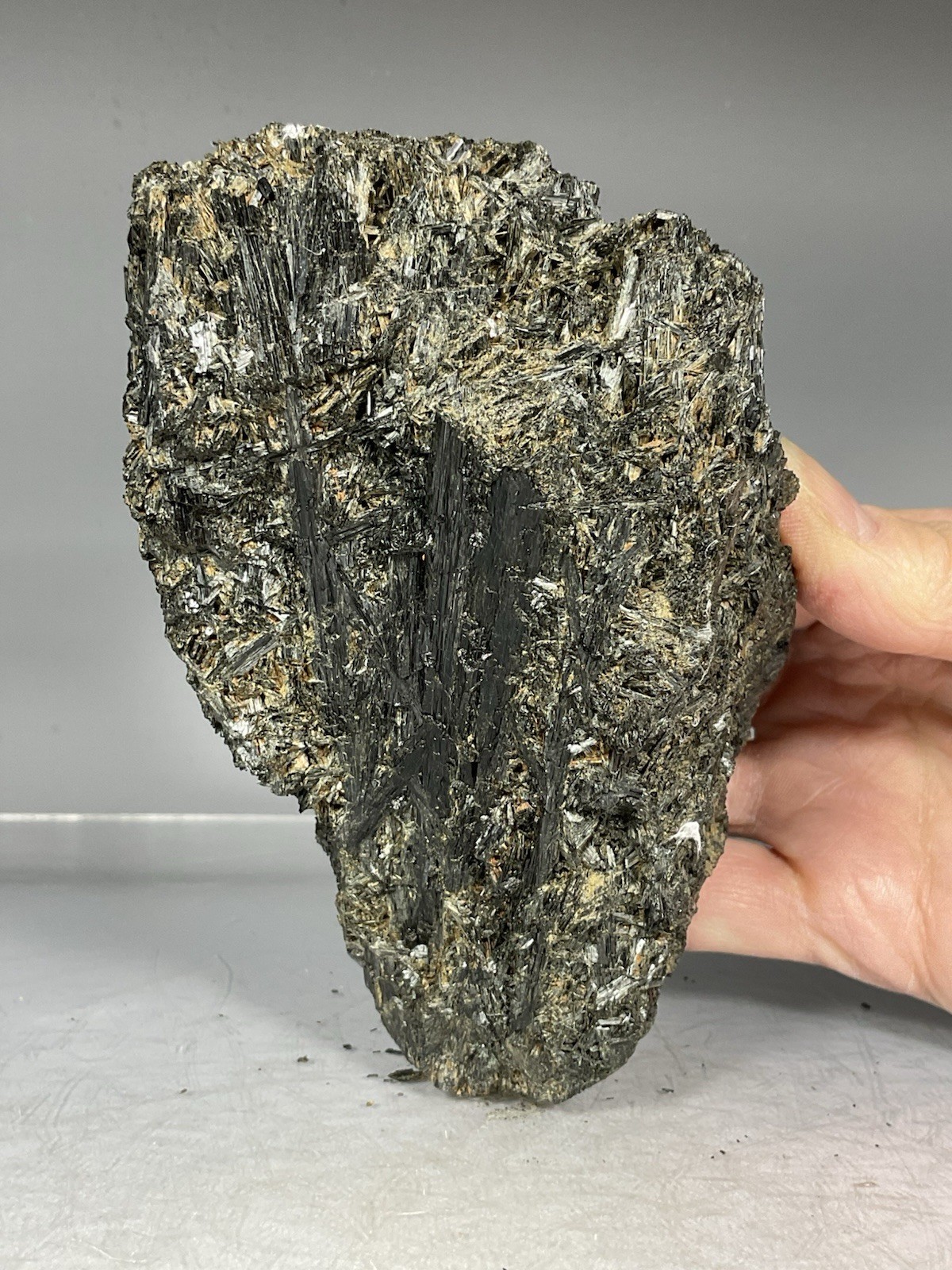 SS Rocks – Arfvedsonite (Imilchil, Morocco) 1.66lbs