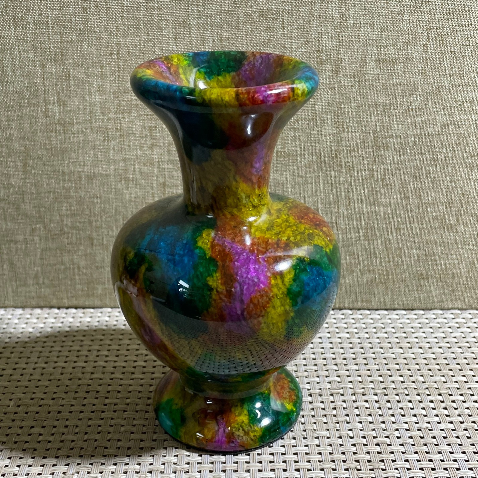 794g Seven Colors Jade vase specimen Decorative -Taiwan China