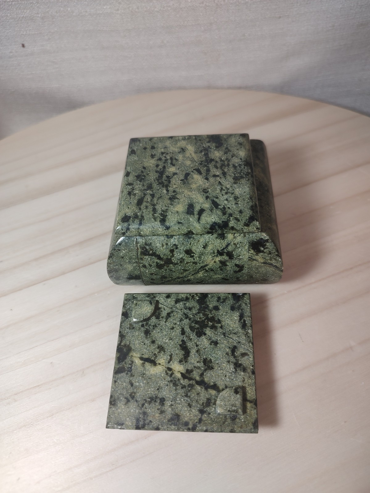 Serpentinite Lizard Peninsula Cornwall England 1 Tiny Fleabite Square Lapidary