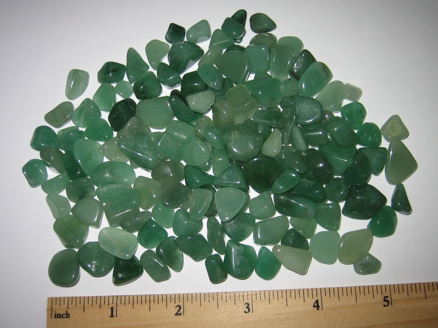 143 TUMBLED POLISHED SMALL 0.2″-0.5″ GREEN AVENTURINE STONE MINERALS ~ 159.5g *1