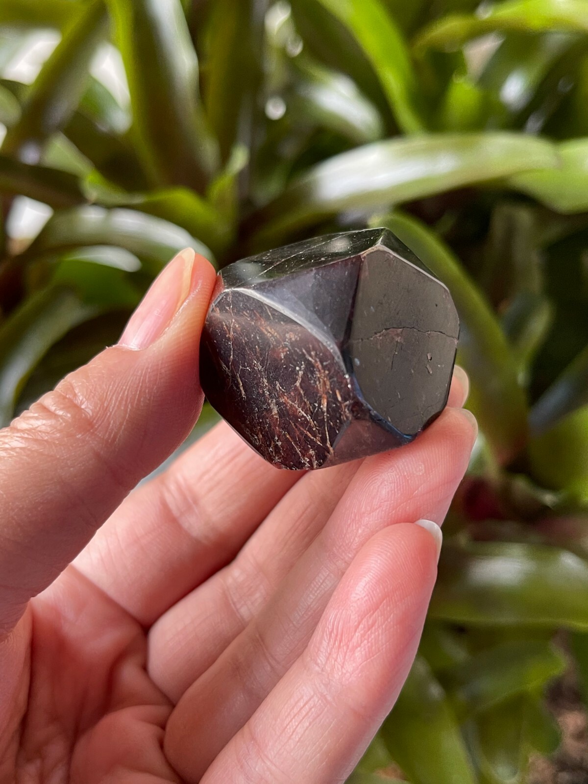 Large Almandine Garnet Faceted, 1″ to 1.5″ Polished Garnet Free Shape, Bulk Lot