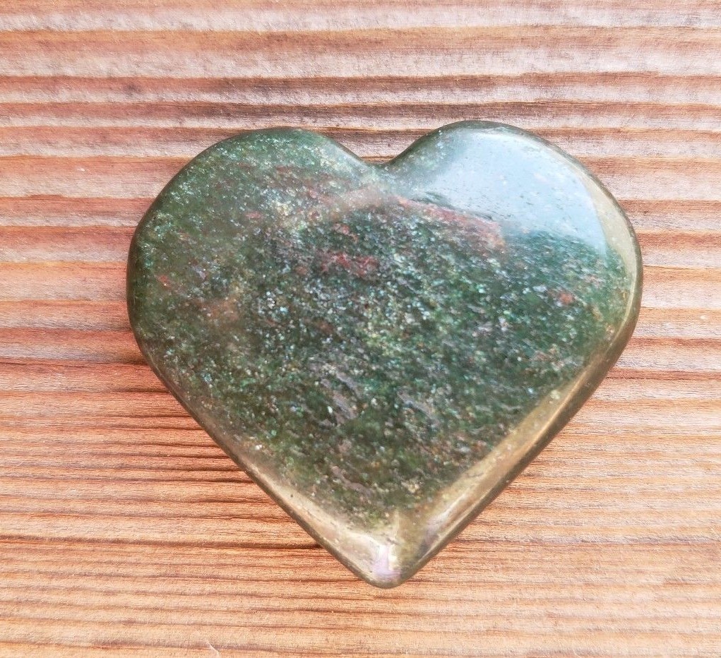 NATURAL GREEN JADE GEMSTONE PUFFY HEART 30-35mm