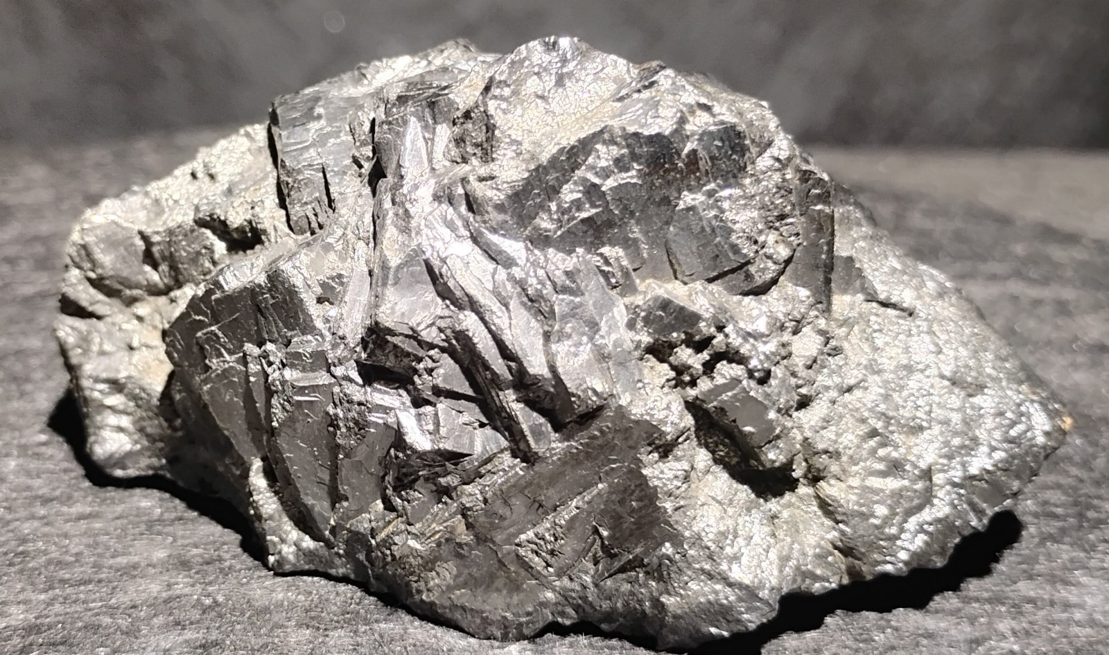 Incredible iron Cross Twinned Pyrite Cluster Specimen 254 Grams