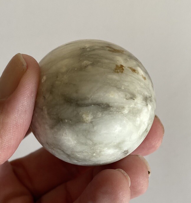 Marble or Alabaster Specimen Polished Egg Shaped 2-1/2in L x 1-5/8in D