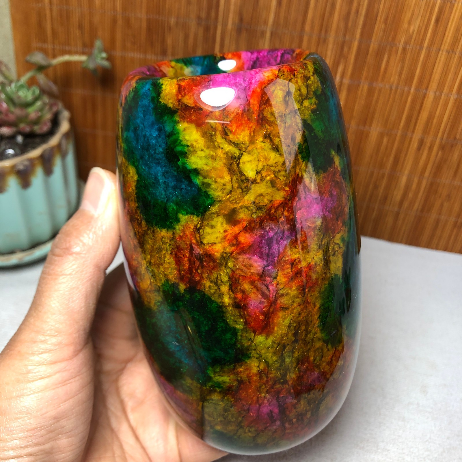 Natural “Seven Colors Jade” vase specimen -Taiwan China 1110g 130-79-79mm A4900