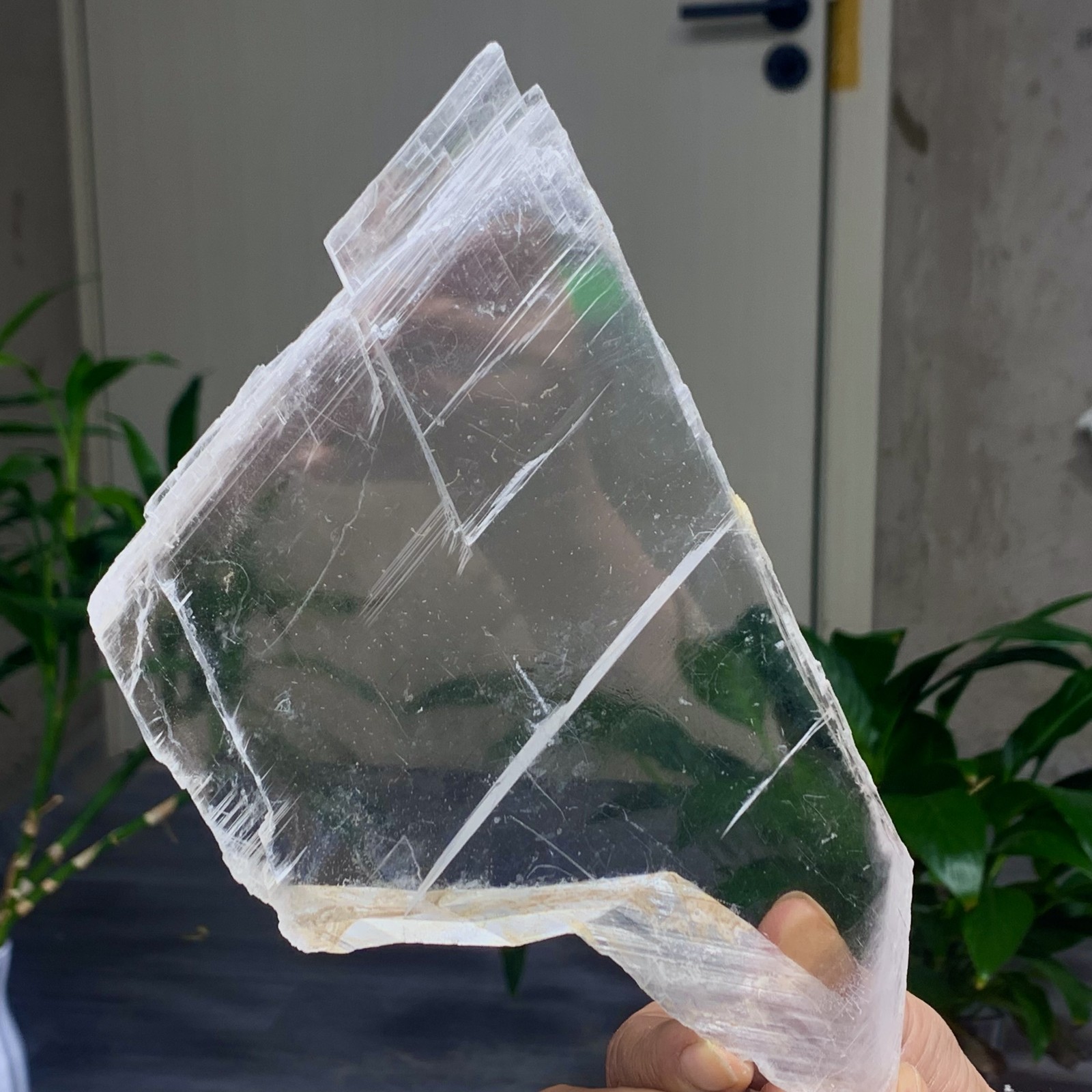 494G Natural selenite gypsum quartz crystal slab mineral specimen healin