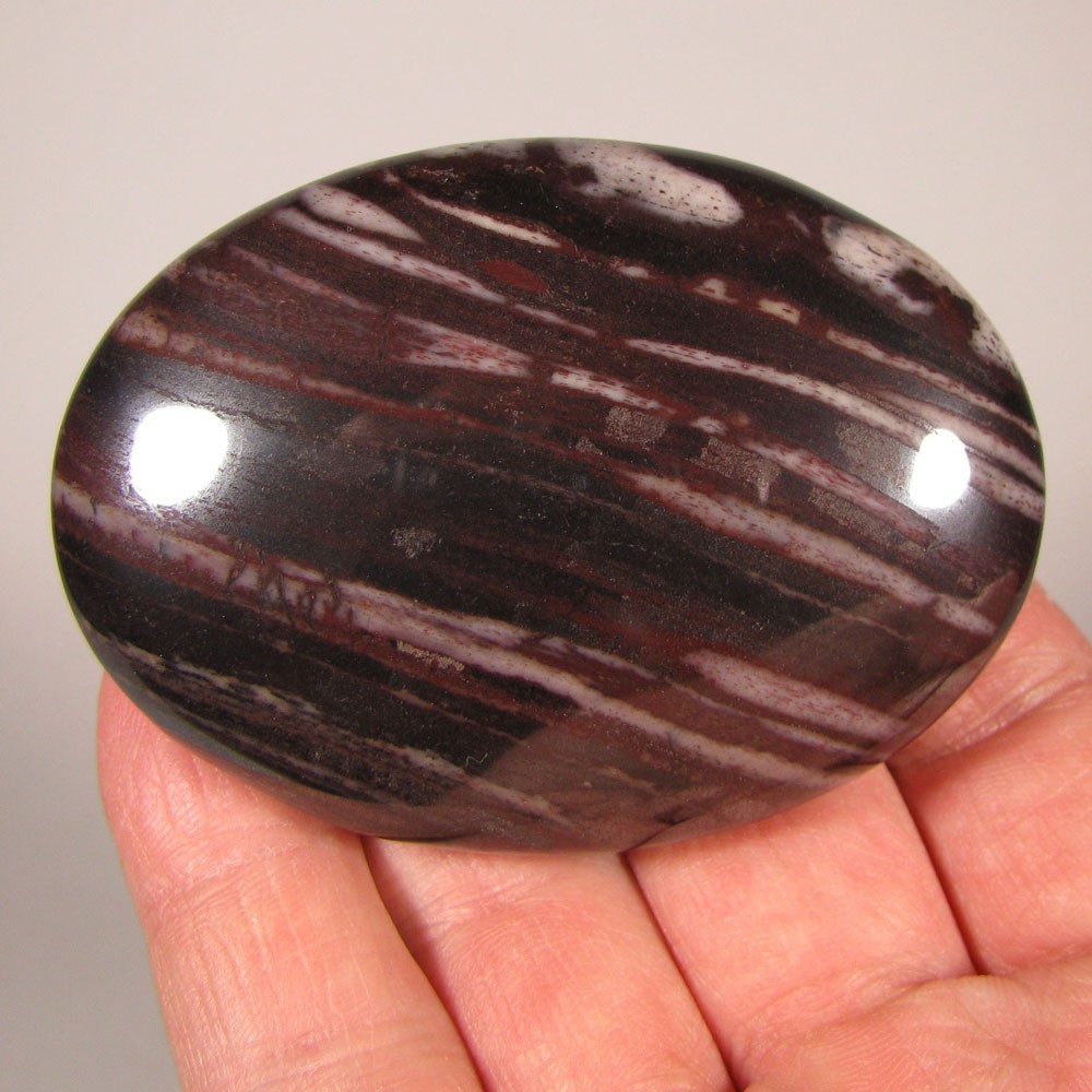2.8″ RED TIGER IRON Polished Palm Stone – Australia