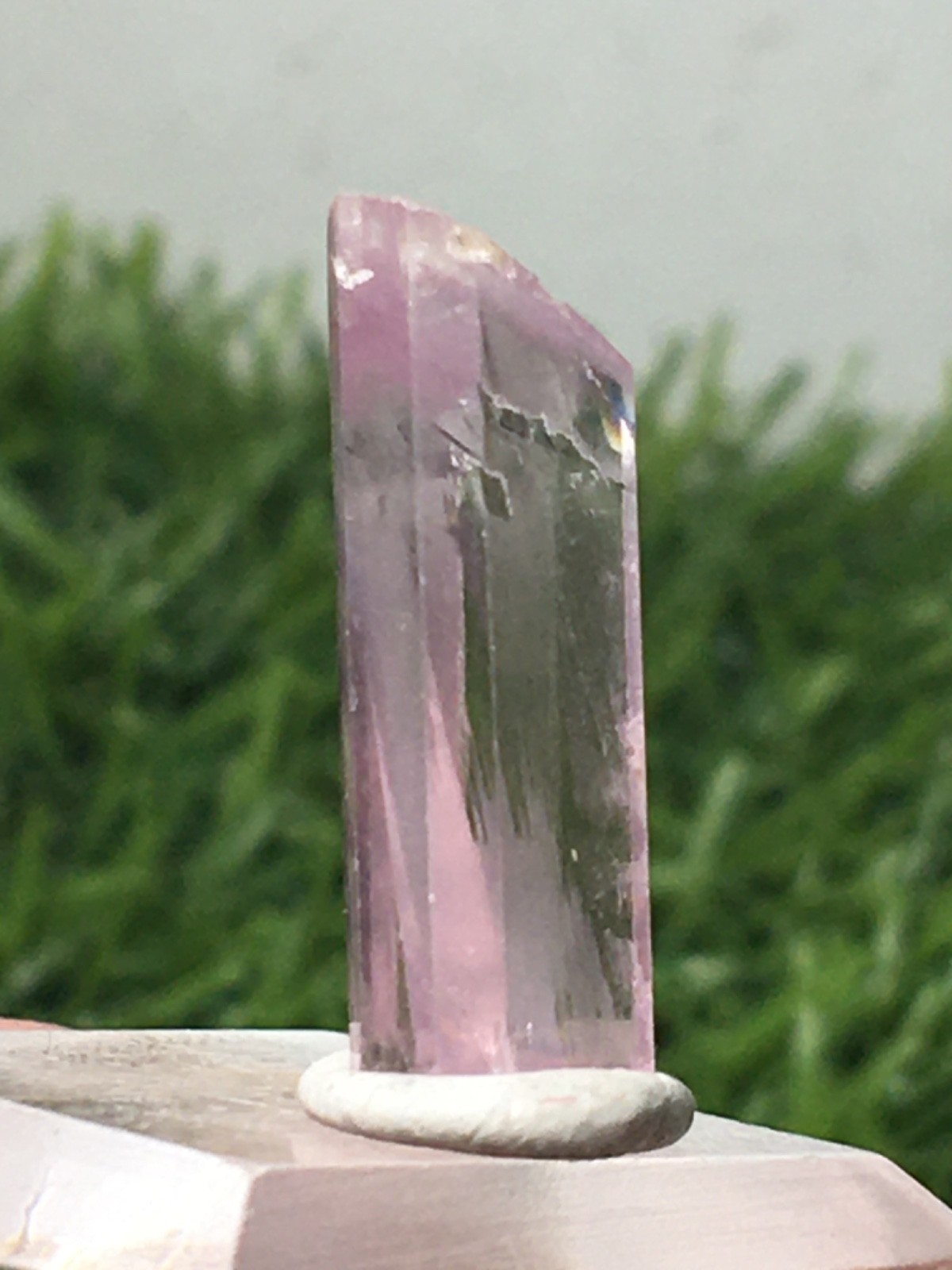 9.80 Carats AMAZING NATURAL POLISHED KUNZITE CRYSTAL FROM AFGHANISTAN (77zb)
