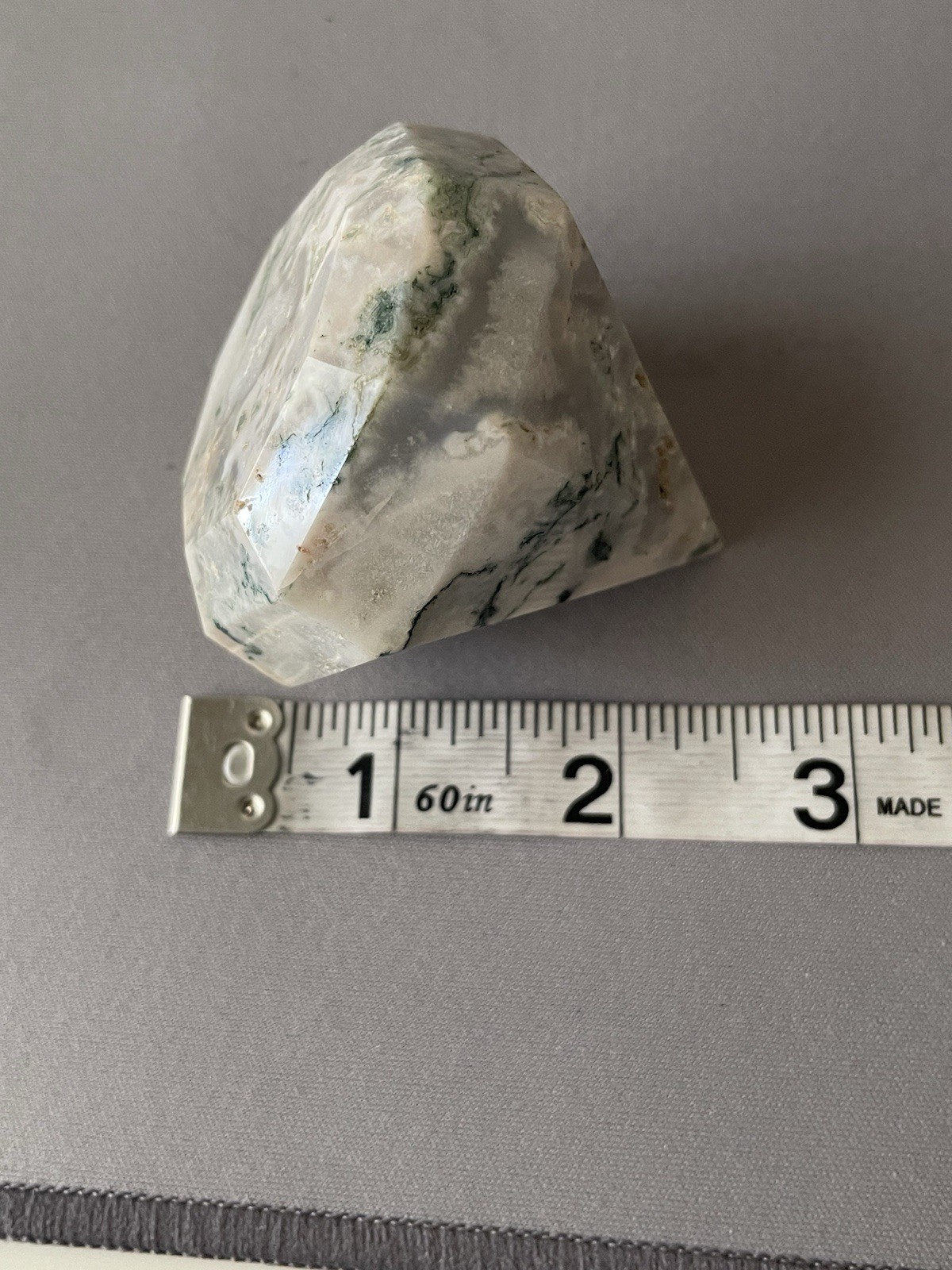 Moss Agate Crystal/Gemstone Diamond Carving W/Stand 183G 2 1/2″ x 2 1/4″ Druzy