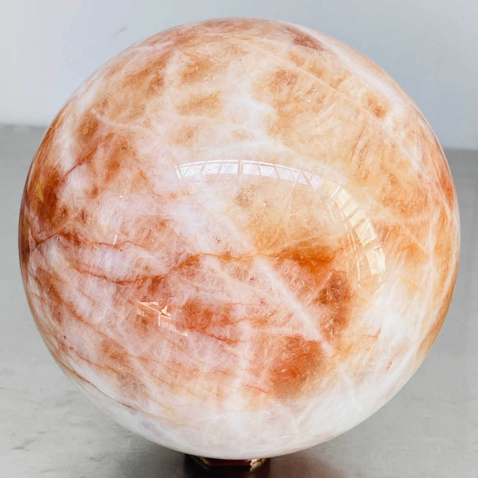 Natural Red Glue Flower Quartz Sphere Crystal Ball Healing 4820G