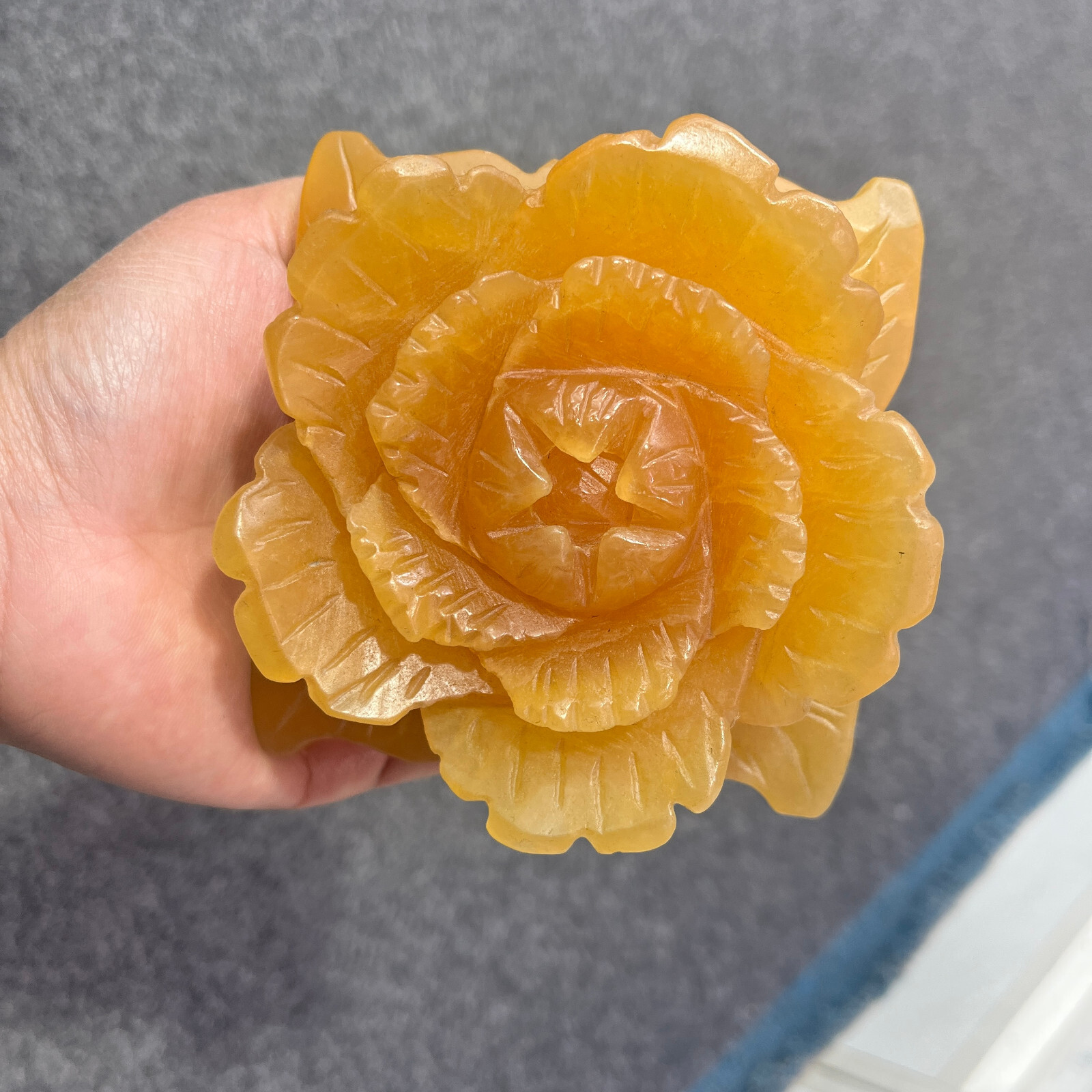 1PC Natural yellow calcite Quartz Carved Peony Flower Skull Crystal Reiki gift