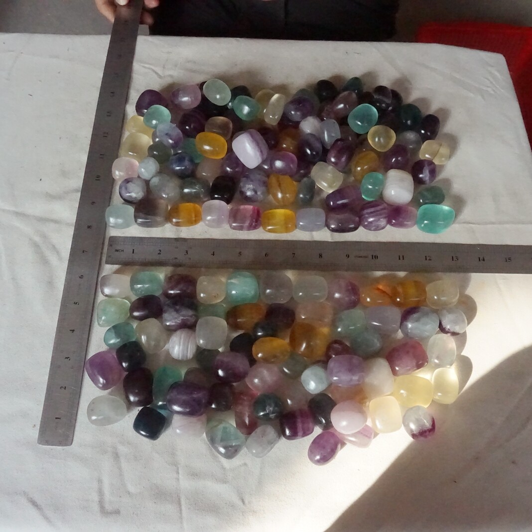 11LB 155Pcs Natural Rainbow Fluorite Quartz Crystal Palm Tumbled Stone Healing