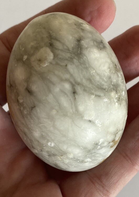 Marble or Alabaster Specimen Polished Egg Shaped 2-1/2in L x 1-5/8in D