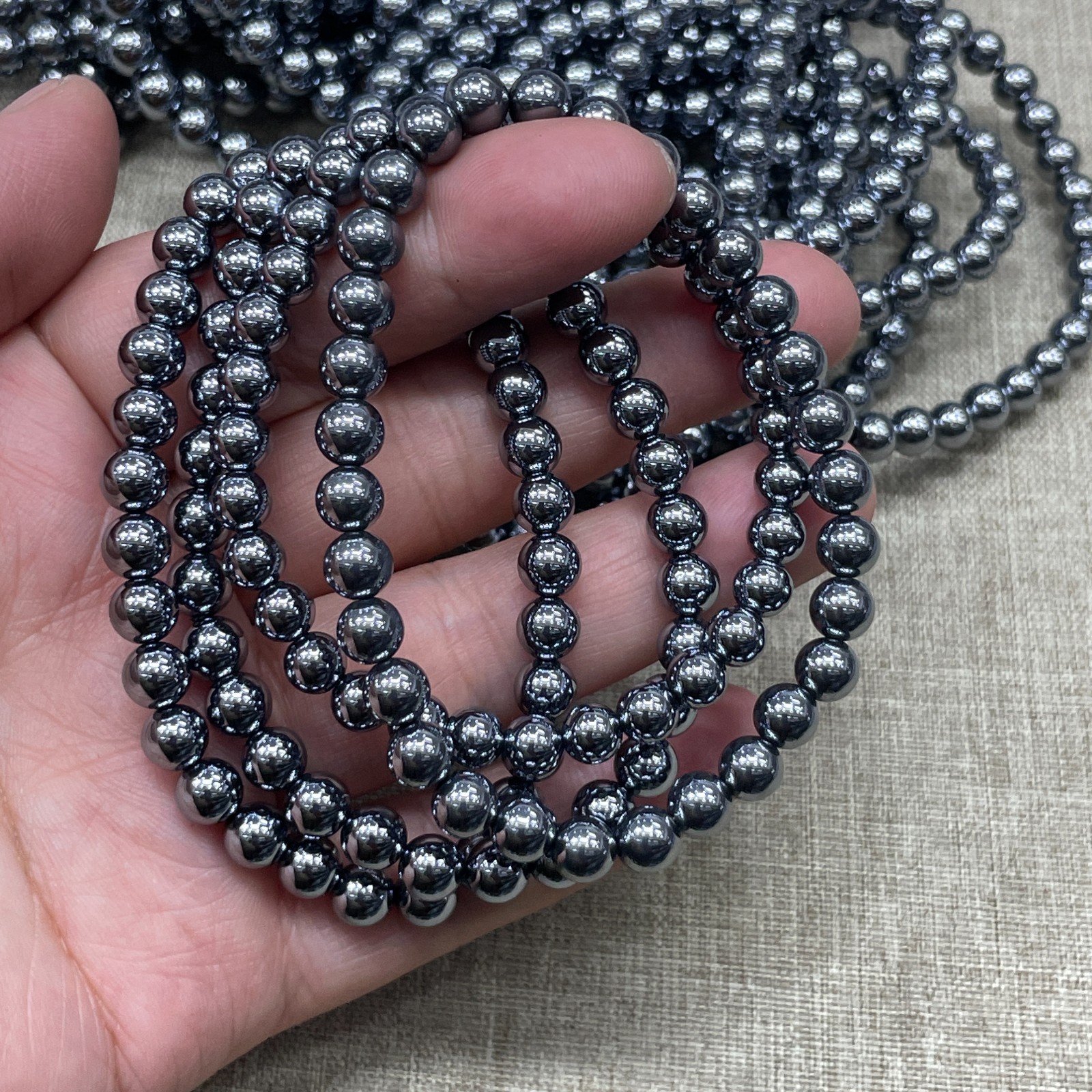 Wholesale 1 Pcs terahertz Stone ball beads 6mm 7.5″ crystal Stretch Bracelet