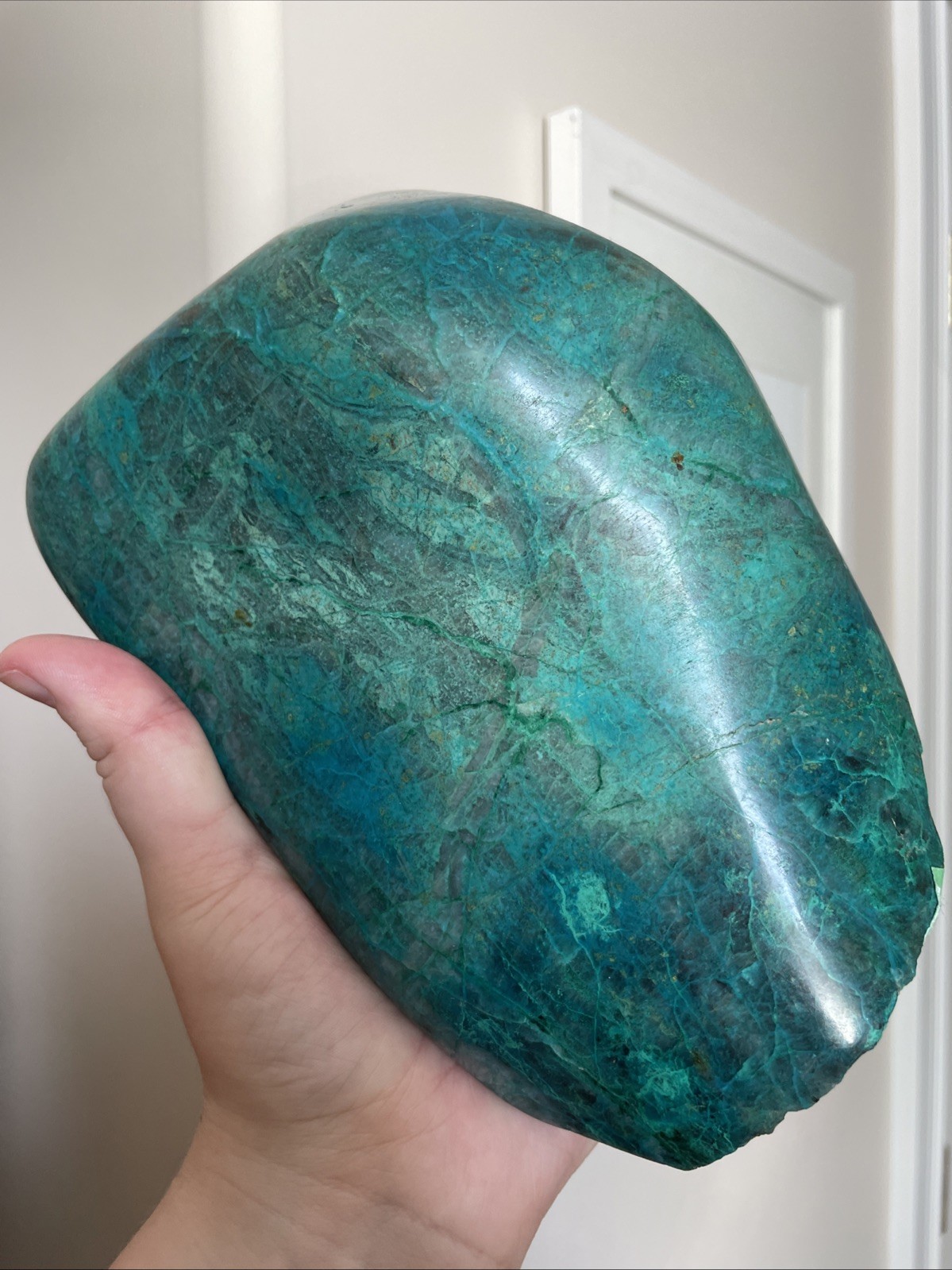 XL vibrant chrysocolla in quartz / Carved And Polished Crystal / Cabochon 3588g