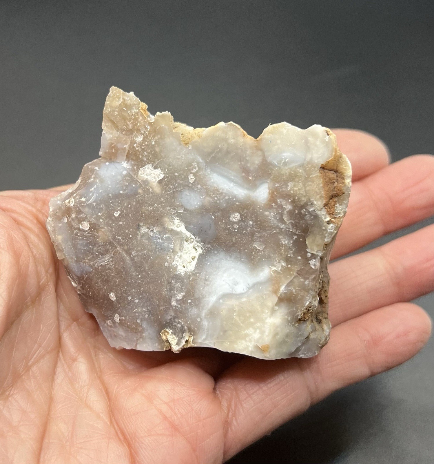 Fluorescent Mineral 87.4g UV Short Wave Really Cool Approx 2 Inches
