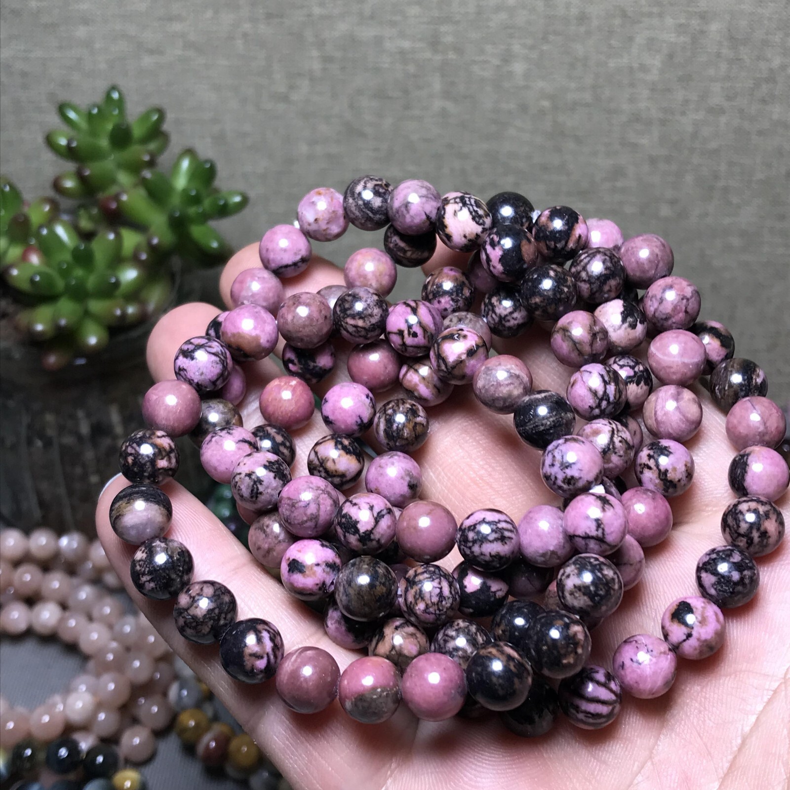 10Pcs Wholesal Natural Polish Red rose stone bracelets Crystal ball 8mm