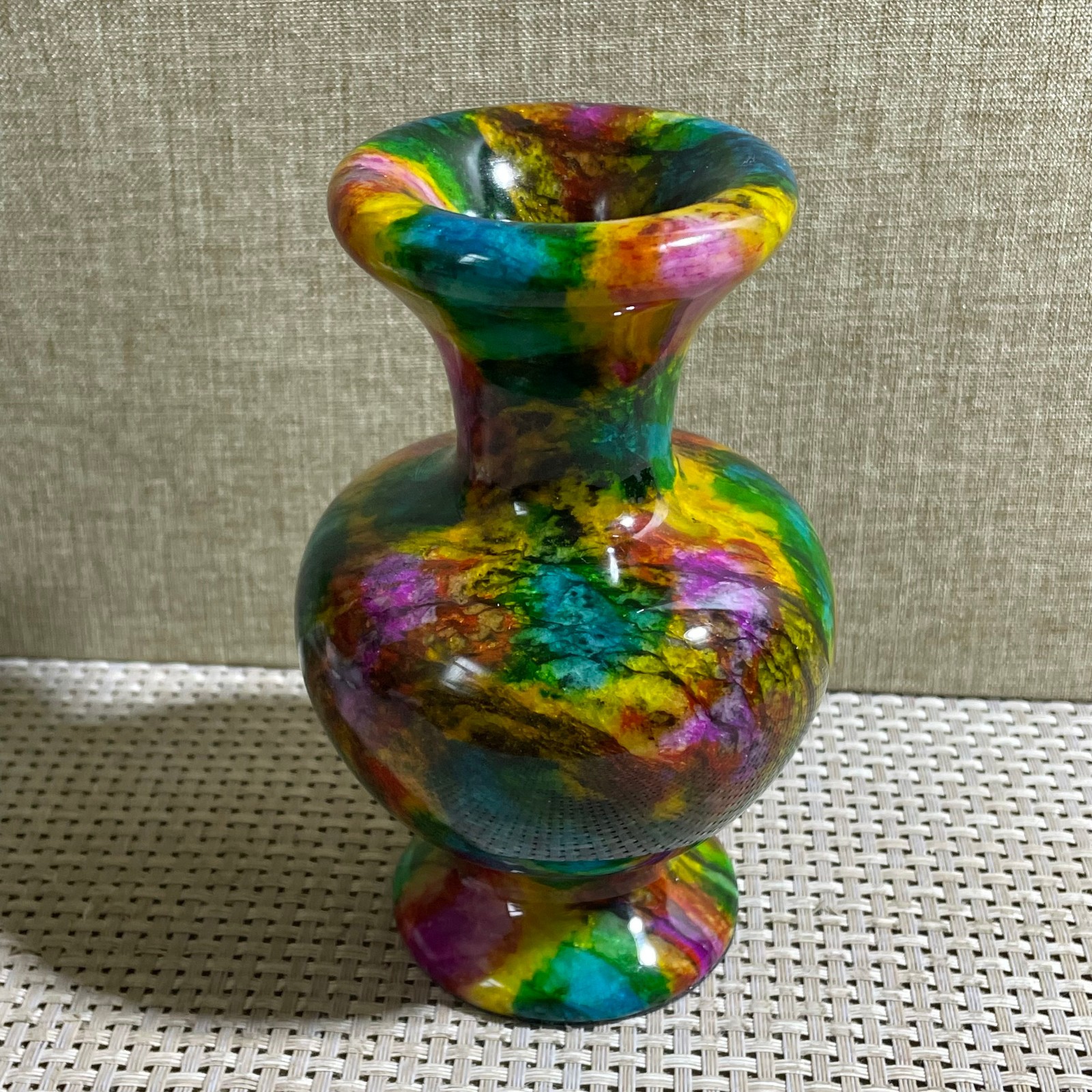 850g Seven Colors Jade vase specimen Decorative -Taiwan China