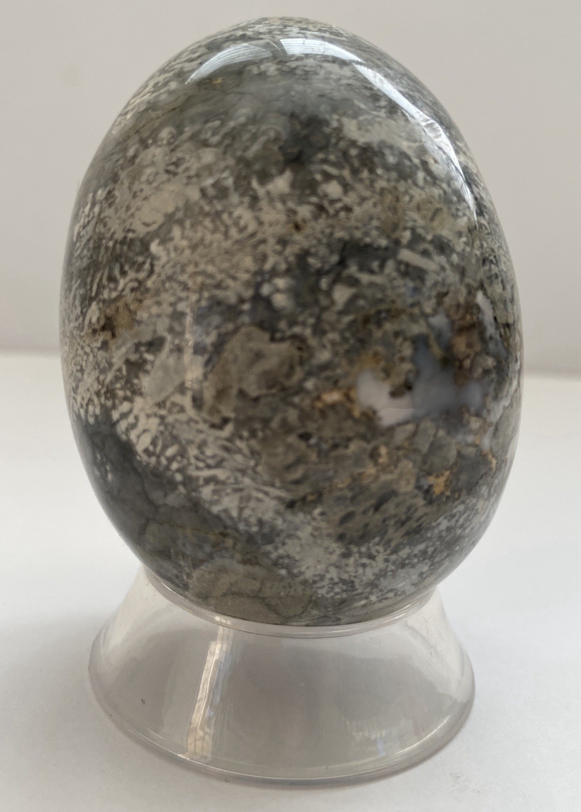 Natural Onyx Stone Egg With Stand Hand Polished Banded Agate Calcite Crystal
