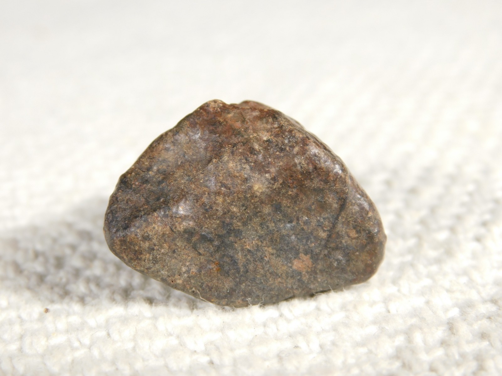 Small Stony METEORITE With Dark Fusion Crust 100% Natural Fell in Libya 15.4gr