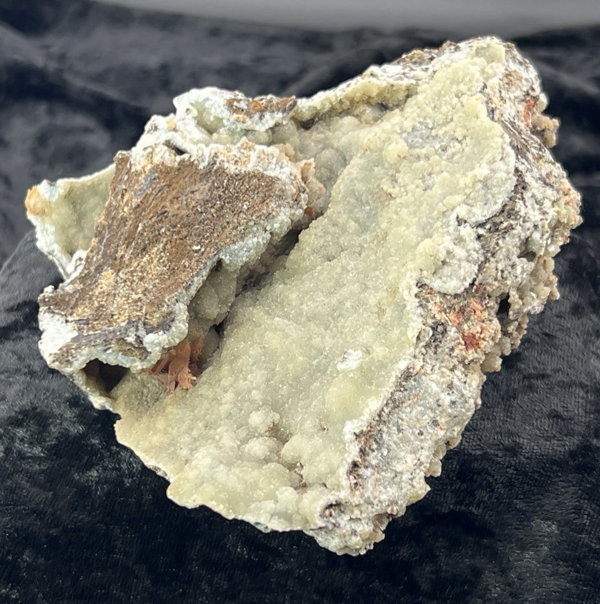 Smithsonite on Sphalerite with UV Calcite Ojuela Mine, Mexico. 1 LB. 13.7 oz