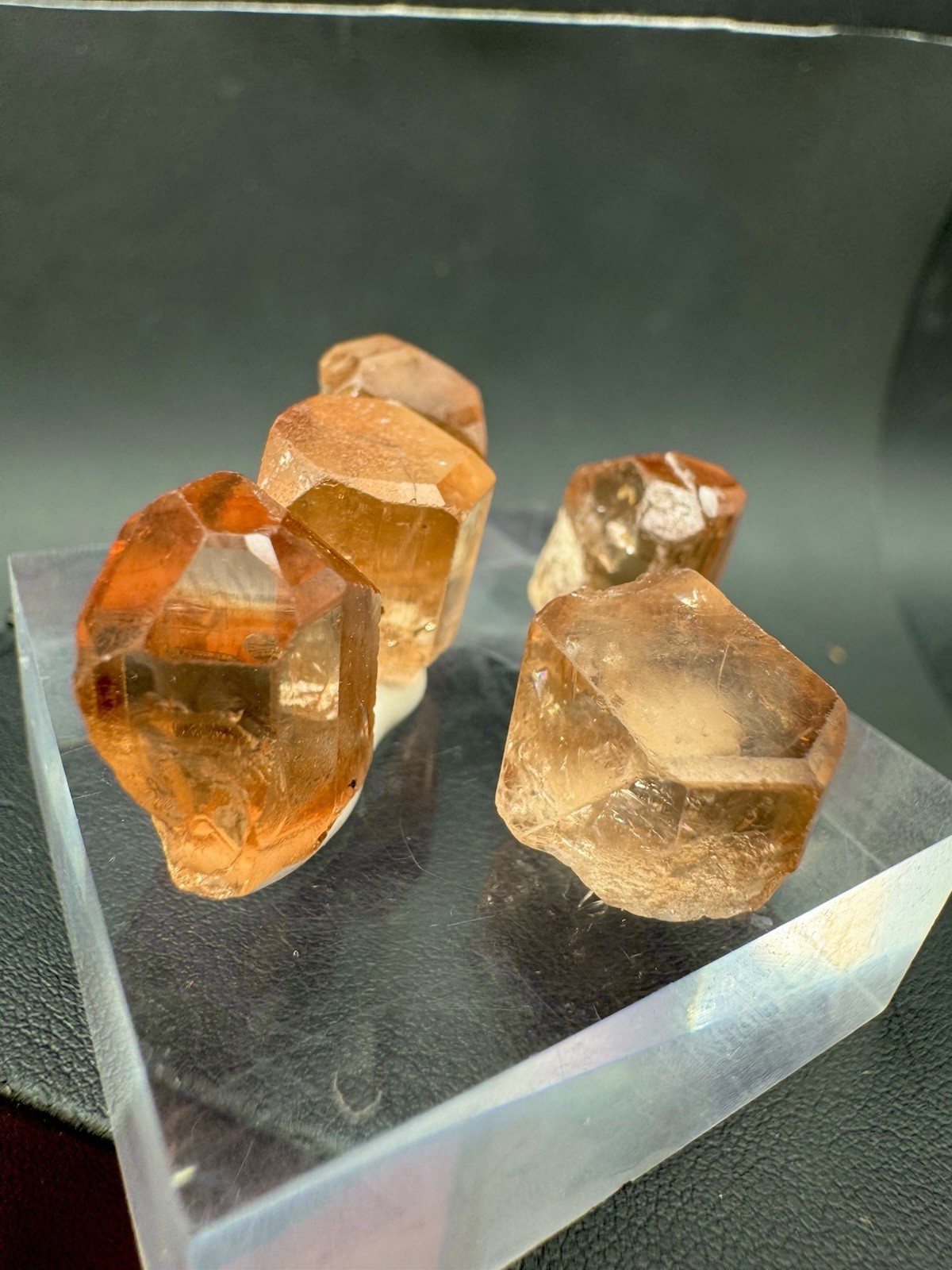 Natural 5 Pieces Topaz Crystal, Specimen 155 Carats @ Mineral Specimens