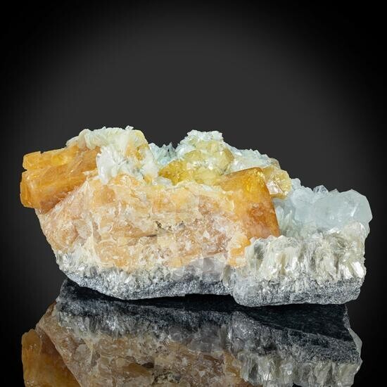KB: GREAT! SW FL BRIGHT BLUE/WHITE, LW ORANGE SCHEELITE, SICHUAN PROVINCE, CHINA
