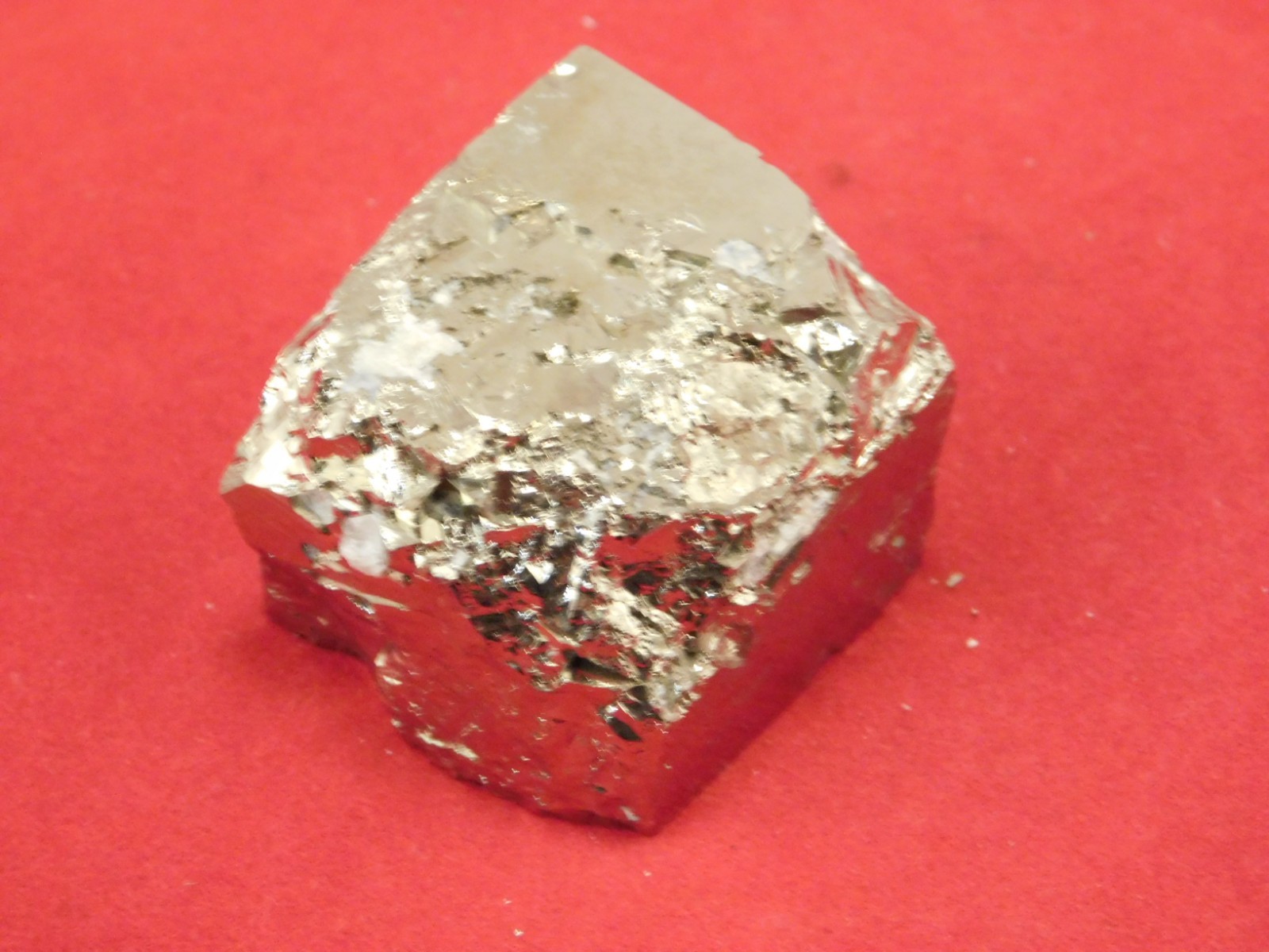 Pyrite CUBE 100% Natural Huanzala Mine Peru 101gr
