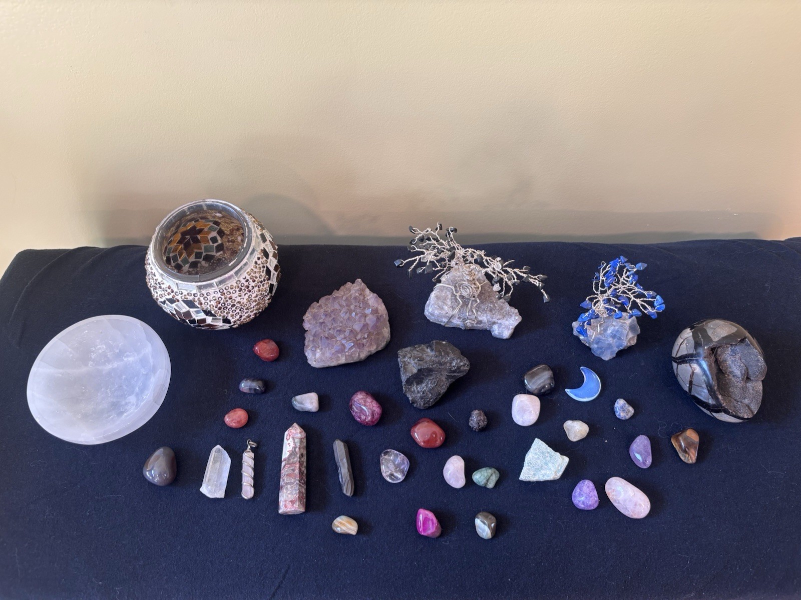 Mixed Lot of Crystals & Mineral Specimens, Assorted Stones Display Pieces