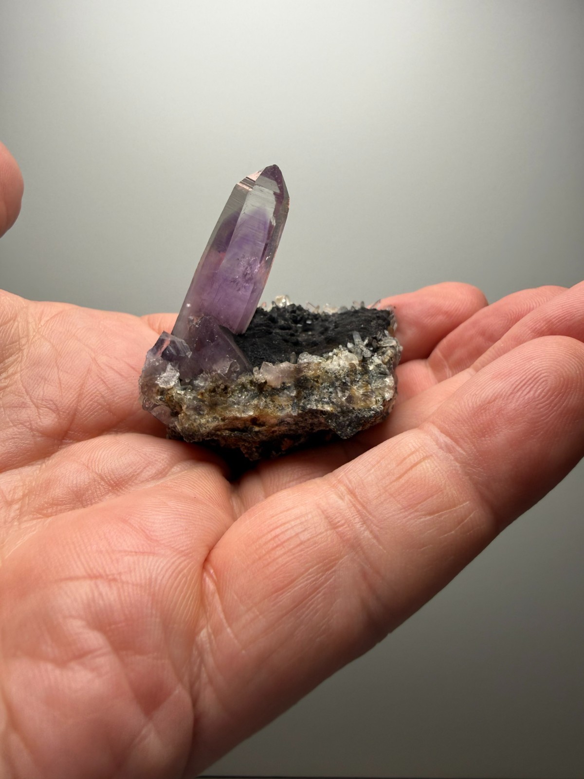 Beautiful 3cm Amethyst crystal w/phantom on Matrix- Guerrero, Mexico