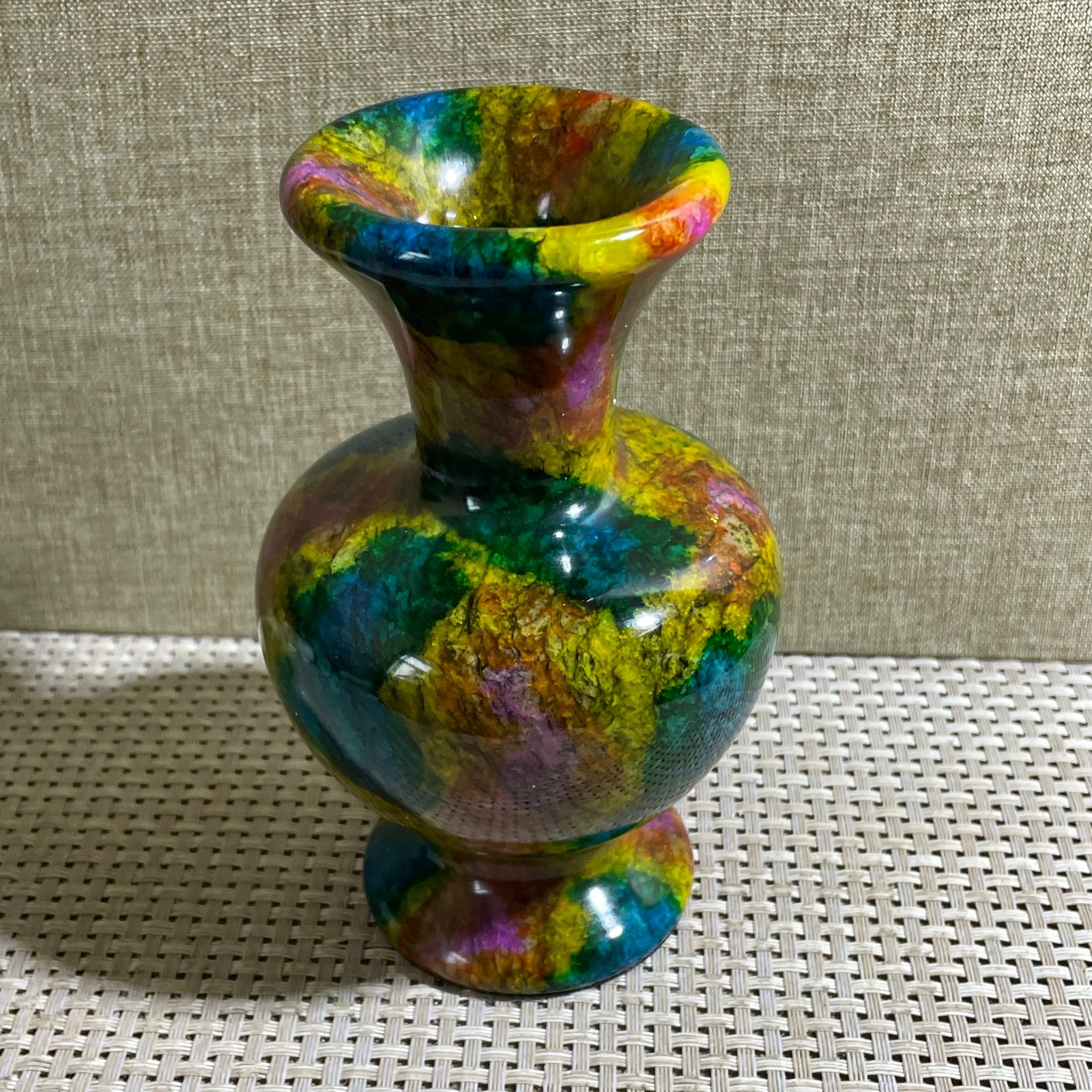 795g Seven Colors Jade vase specimen Decorative -Taiwan China