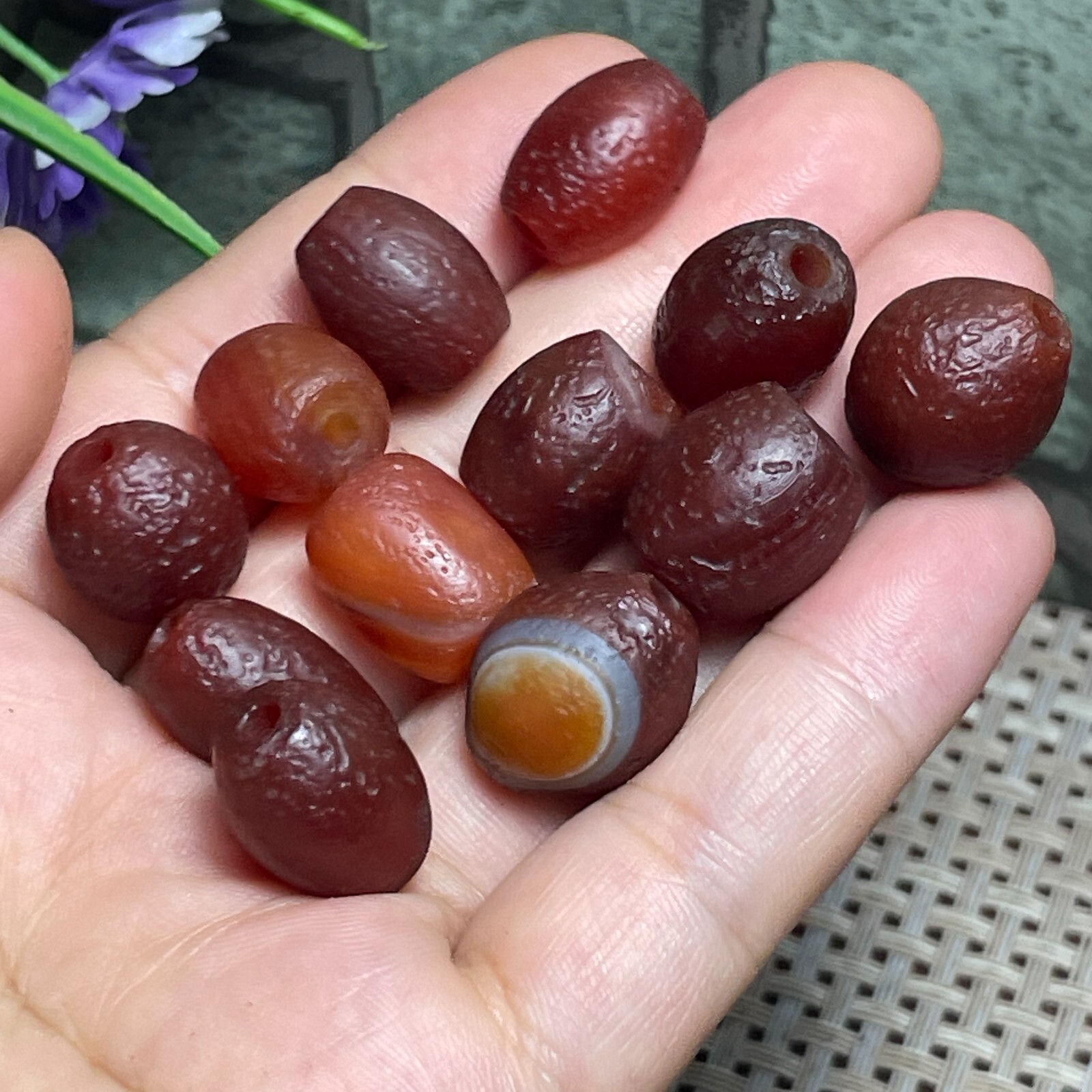 12pcs Rare Red Agate stone original stone specimen 42g m8313