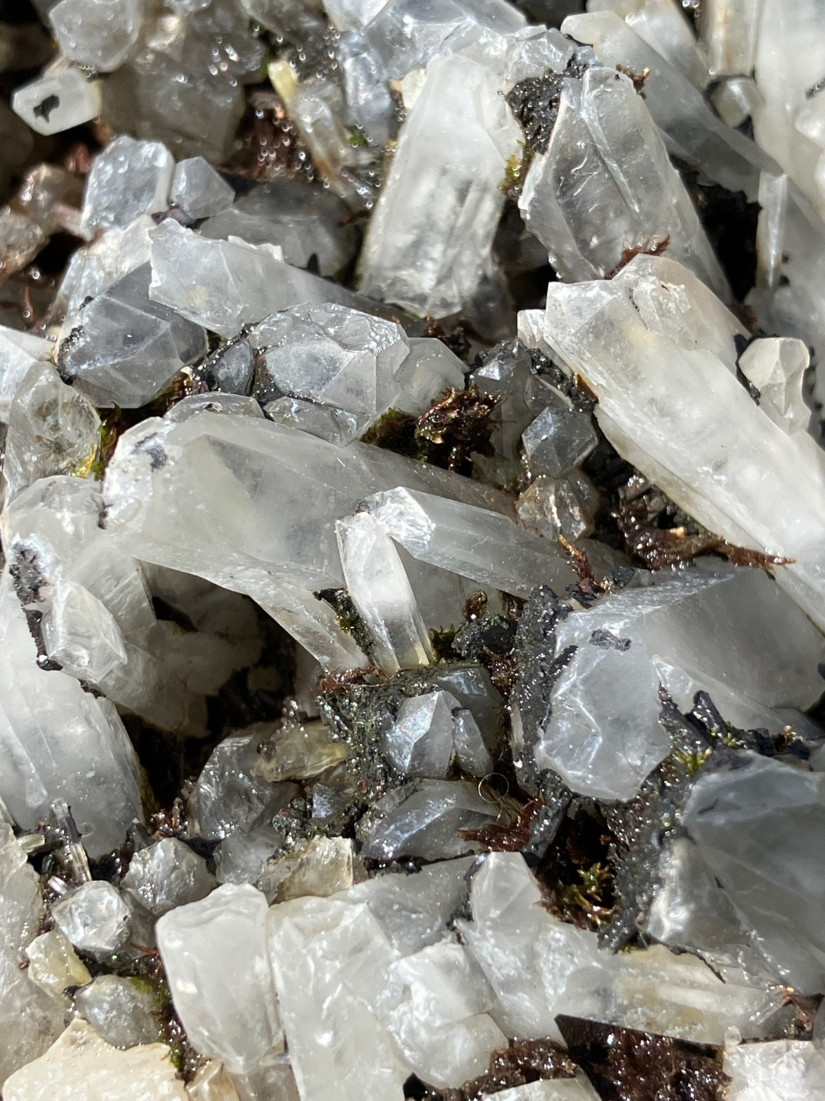 Quartz with Sphalerite & Hematite Crystal Cluster Cabinet Specimen – 4 lbs 9 oz