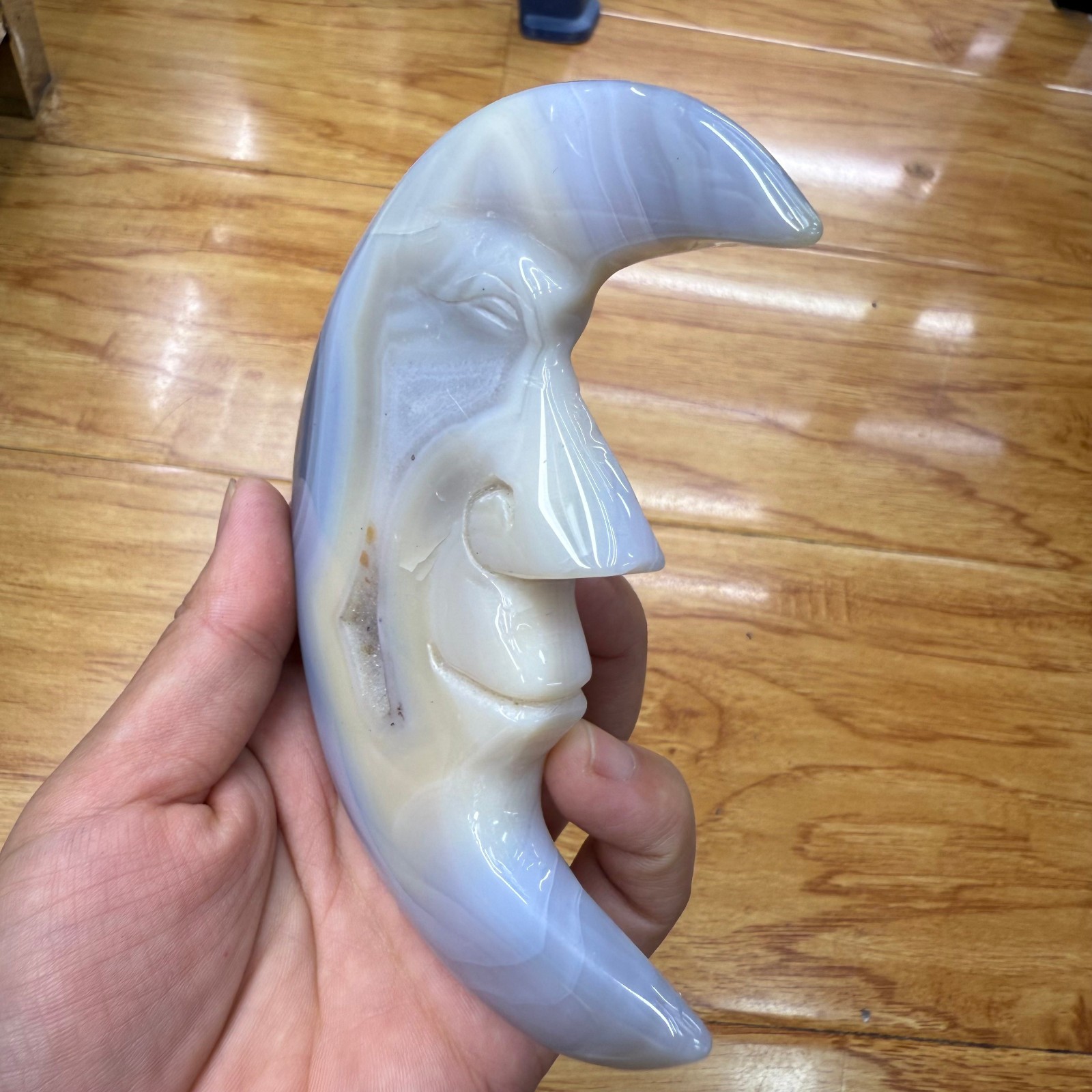 4.3″Natural agate carved Moon Face quartz crystal Reiki Heal gift 1pc