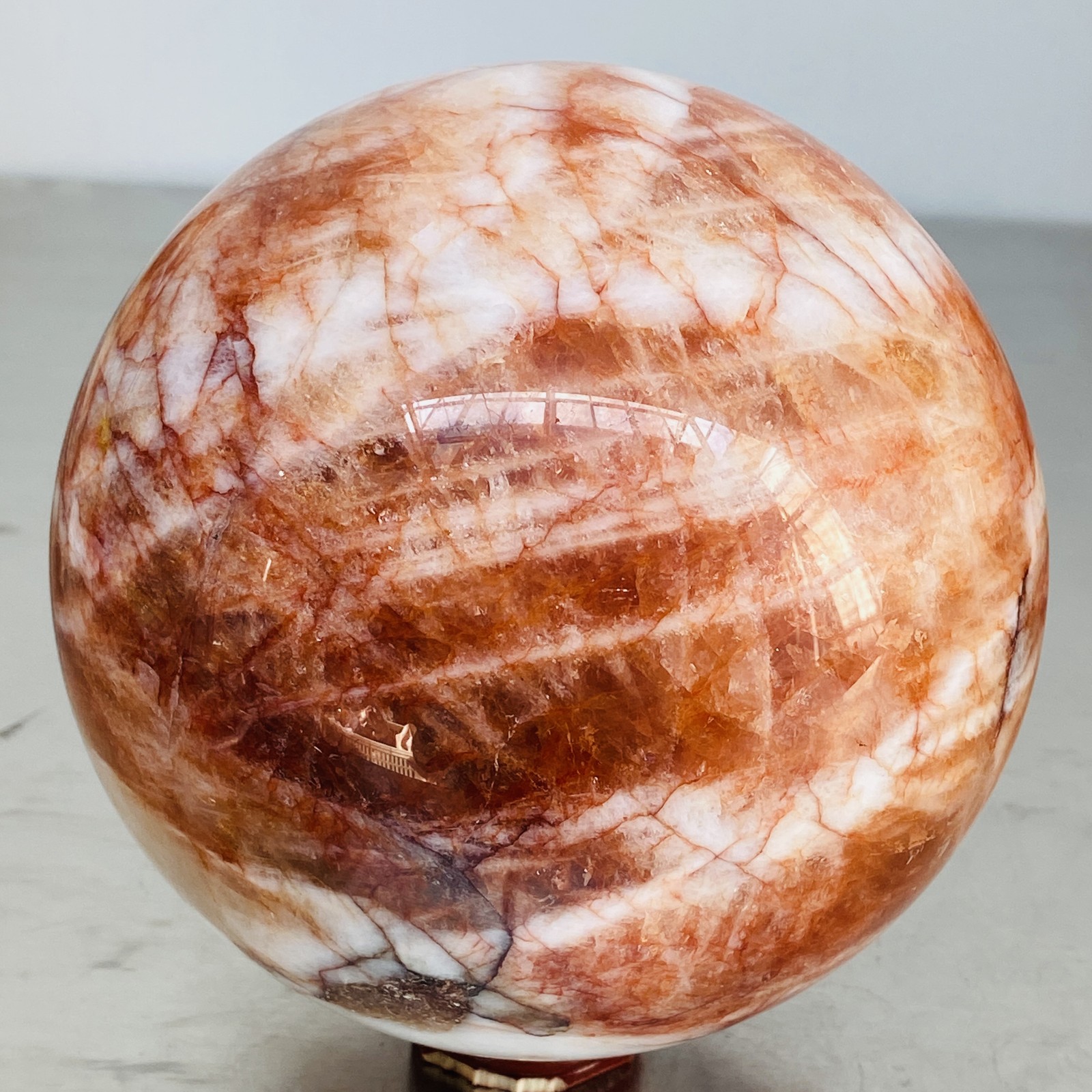 Natural Red Glue Flower Quartz Sphere Crystal Ball Healing 2860G