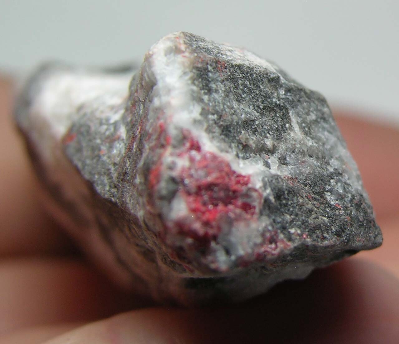 #9 China 162.25ct 100% Natural Cinnabar Rough in Matrix Specimen 32.40g 62.00mm