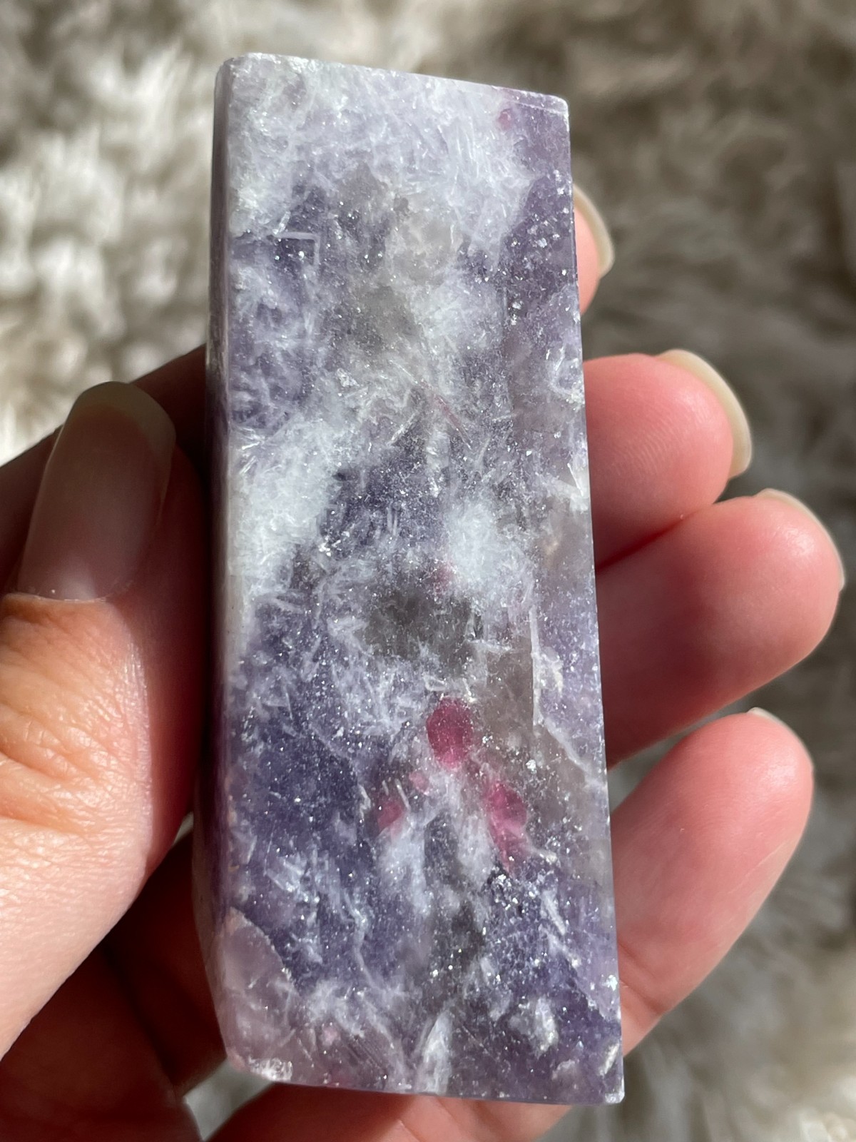 Unicorn Stone Geometric Freeform – Calming Energy & Emotional Support (UK)