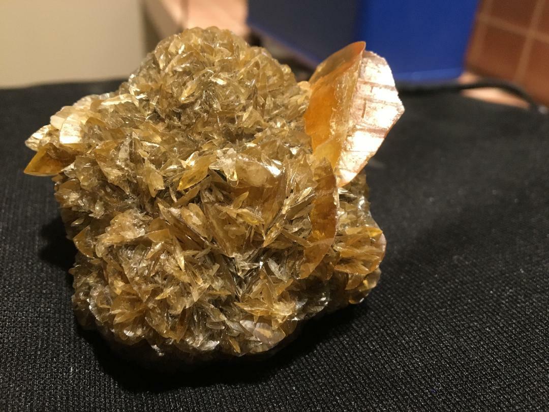 KB: BRIGHT FL. YELLOW/WHITE SW/LW/PHOS. GYPSUM XLS. FROM CANADA