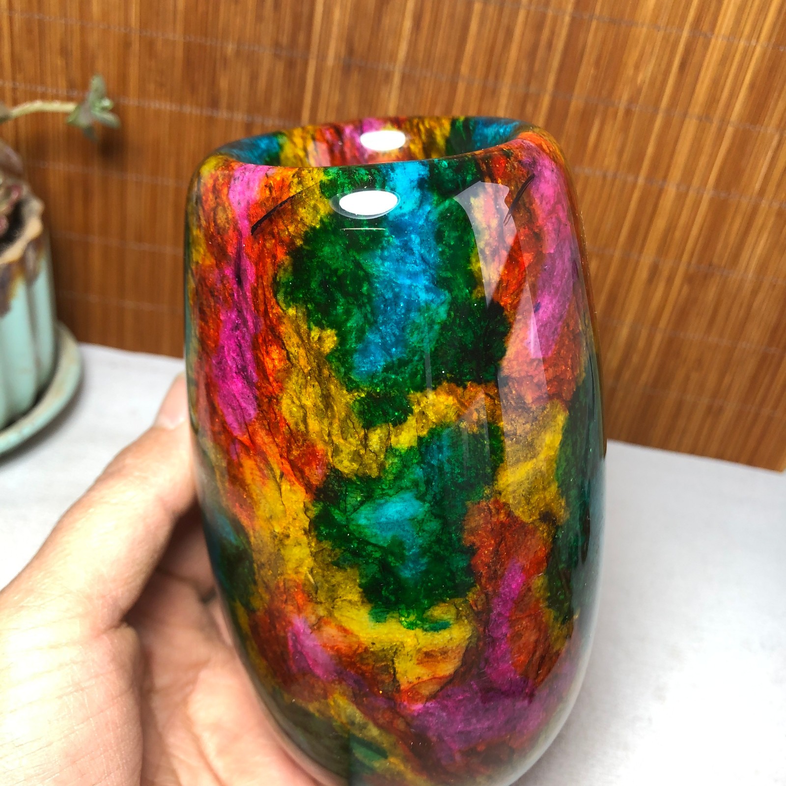 Natural “Seven Colors Jade” vase specimen -Taiwan China 1095g 130-78-78mm A4901