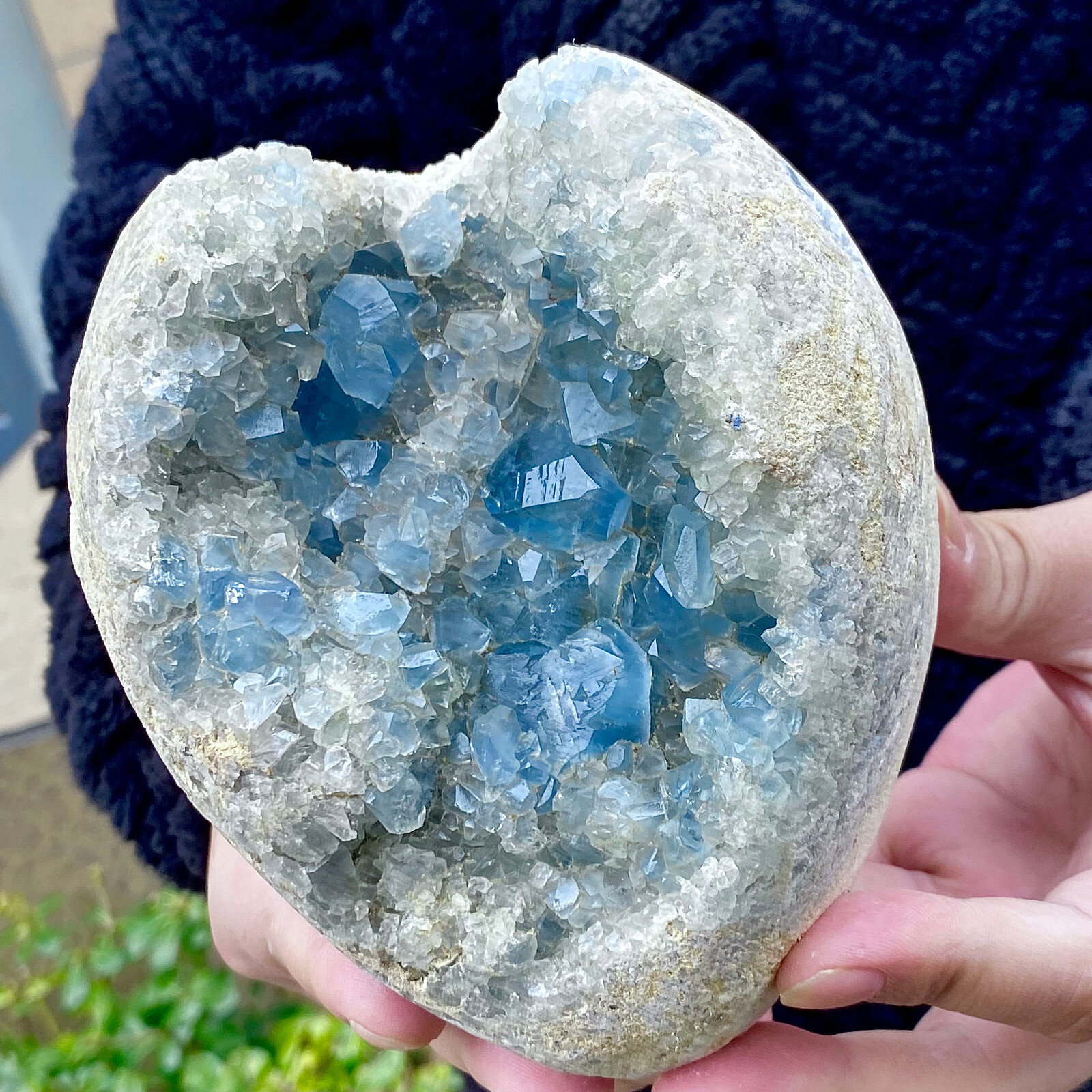 5.98LB Top natural blue crystal cave quartz crystal cave mineral specimens