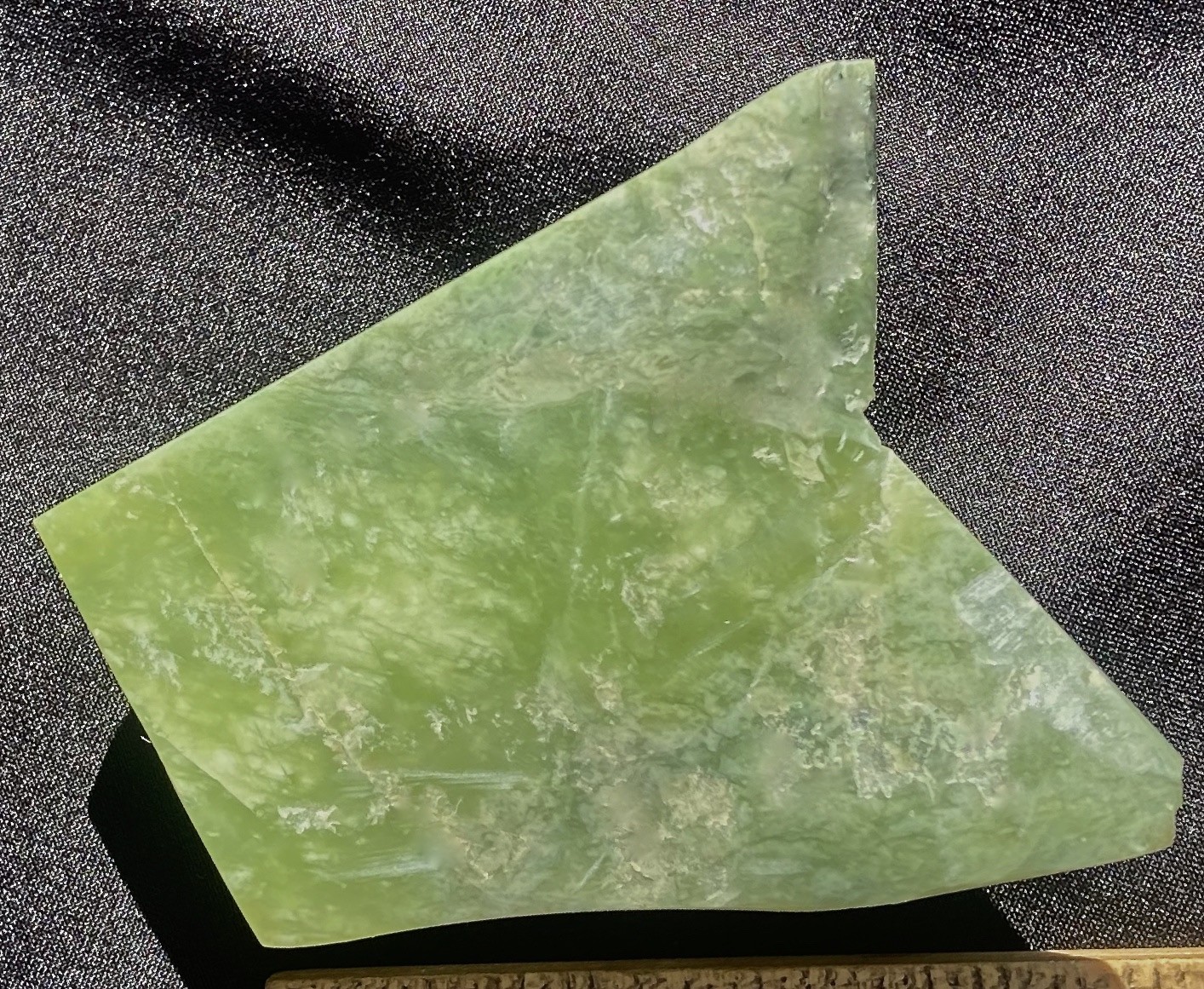 GREEN ICE JADEITE TRIM SLAB FROM MAINLAND CHINA VERY RARE 38 GRAMS