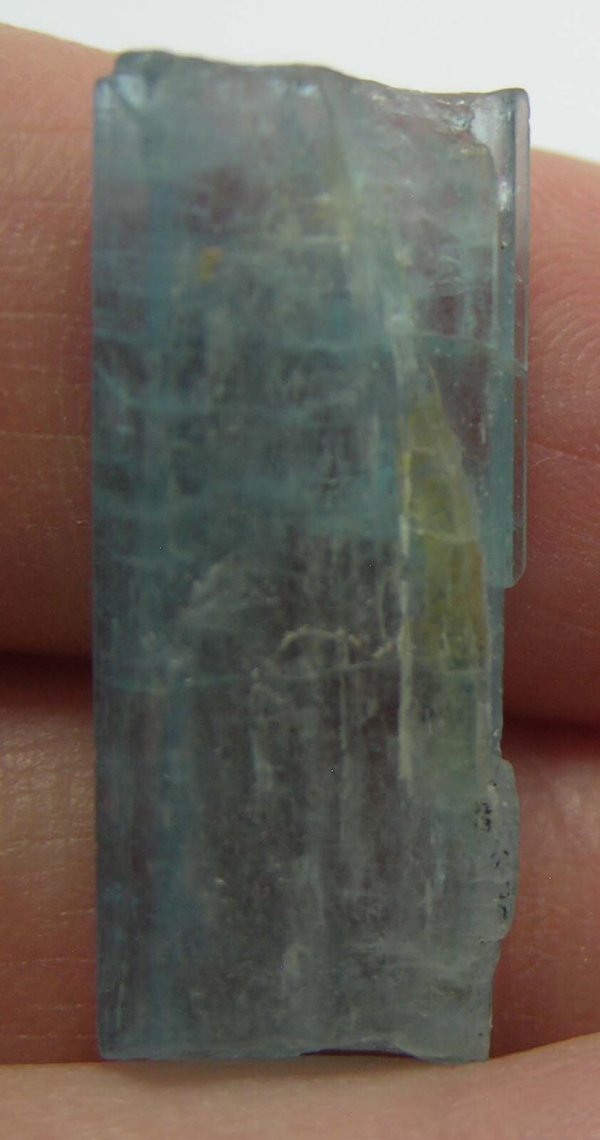 16.50ct Vietnam 100% Natural Rough Aquamarine Crystal Stick Specimen 3.30g 26mm