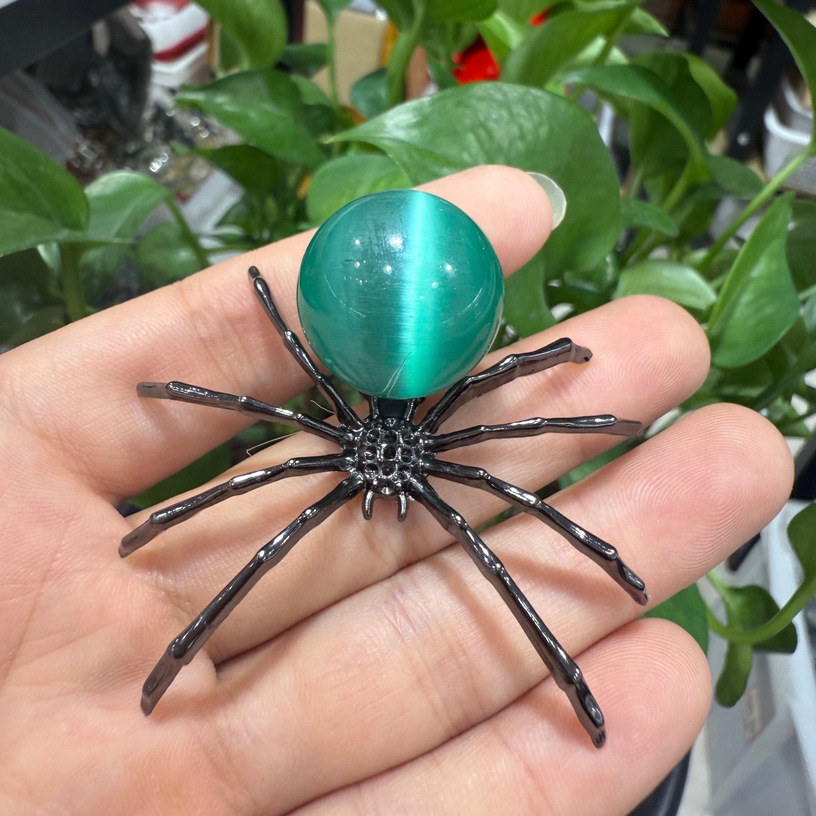 1pc Natural unknown Spider Skull Quartz Crystal Carved Reiki Healing
