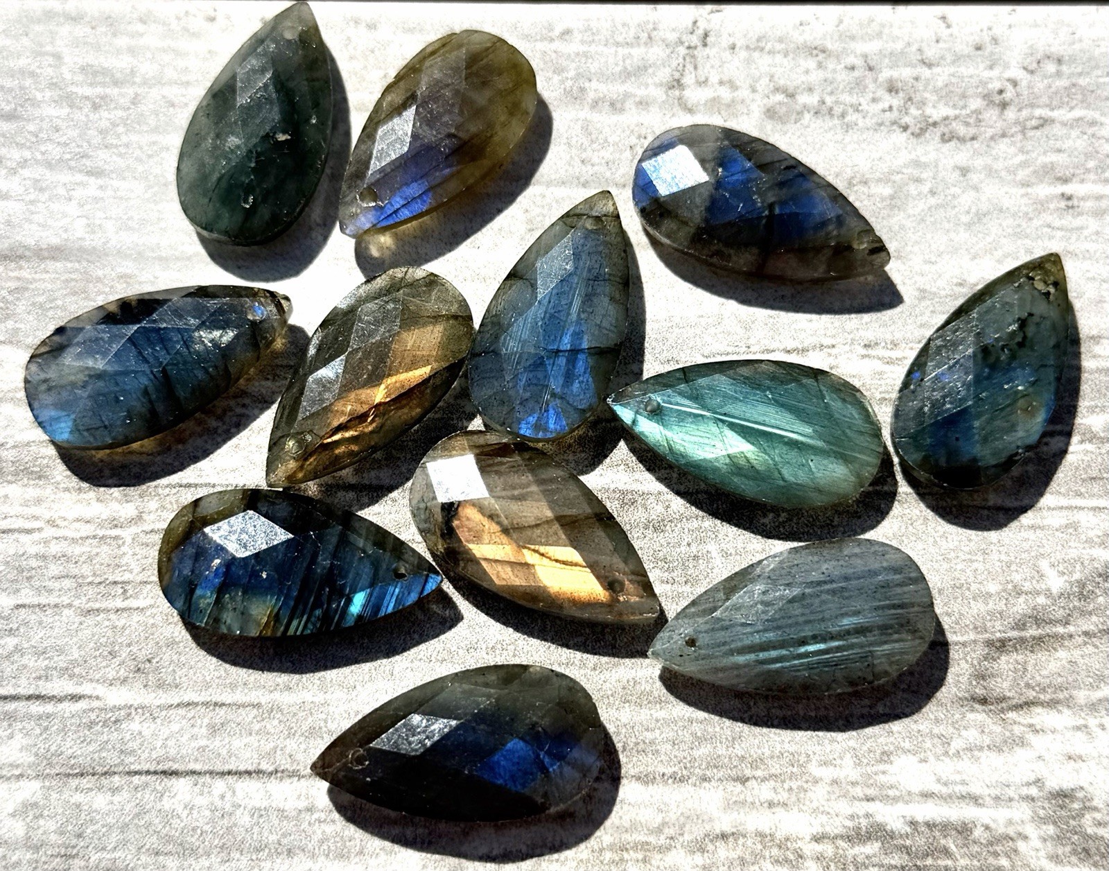 Wholesale 12 Pcs Natural Labradorite Faceted Cabochon Crystal Healing 25mm