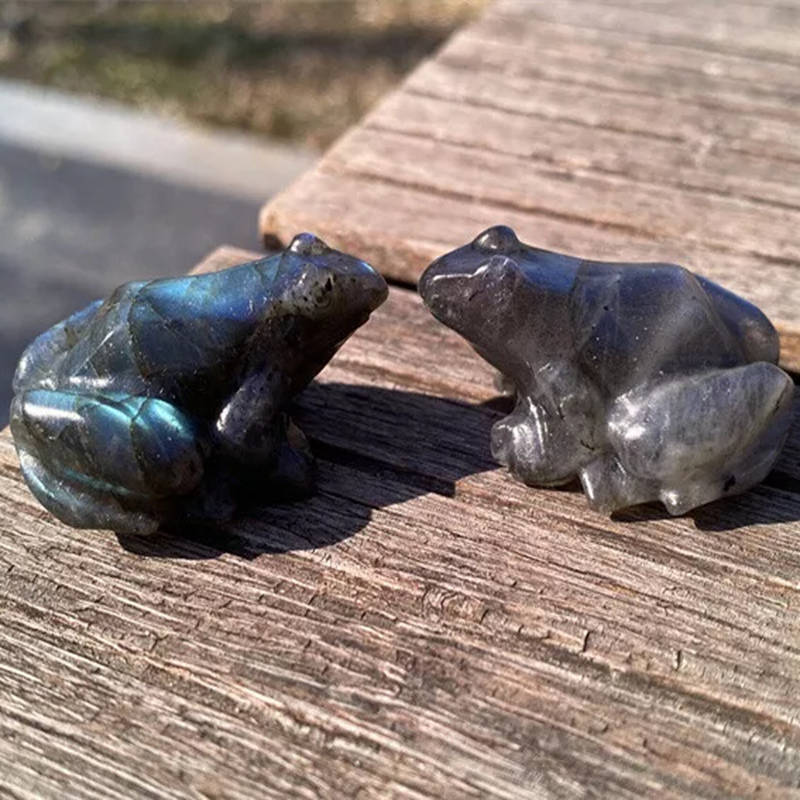 Natural Labradorite Quartz Crystal Stone Frog Carved Healing Reiki Mini Figurine