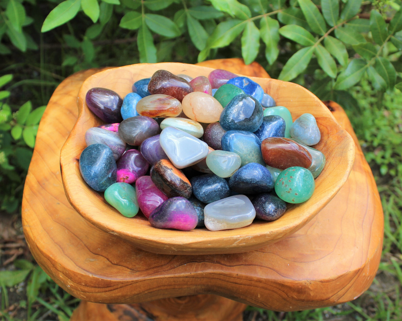 Dyed Tumbled Stones: Bright Colorful Mixed Agate Assorted Gemstone 500 Carat Lot