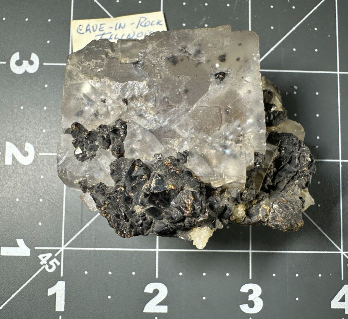 ➤ 1-5/8″ WHITE FLUORITE CUBE with SPHALERITE Cave In Rock Illinois VIDEO➤254