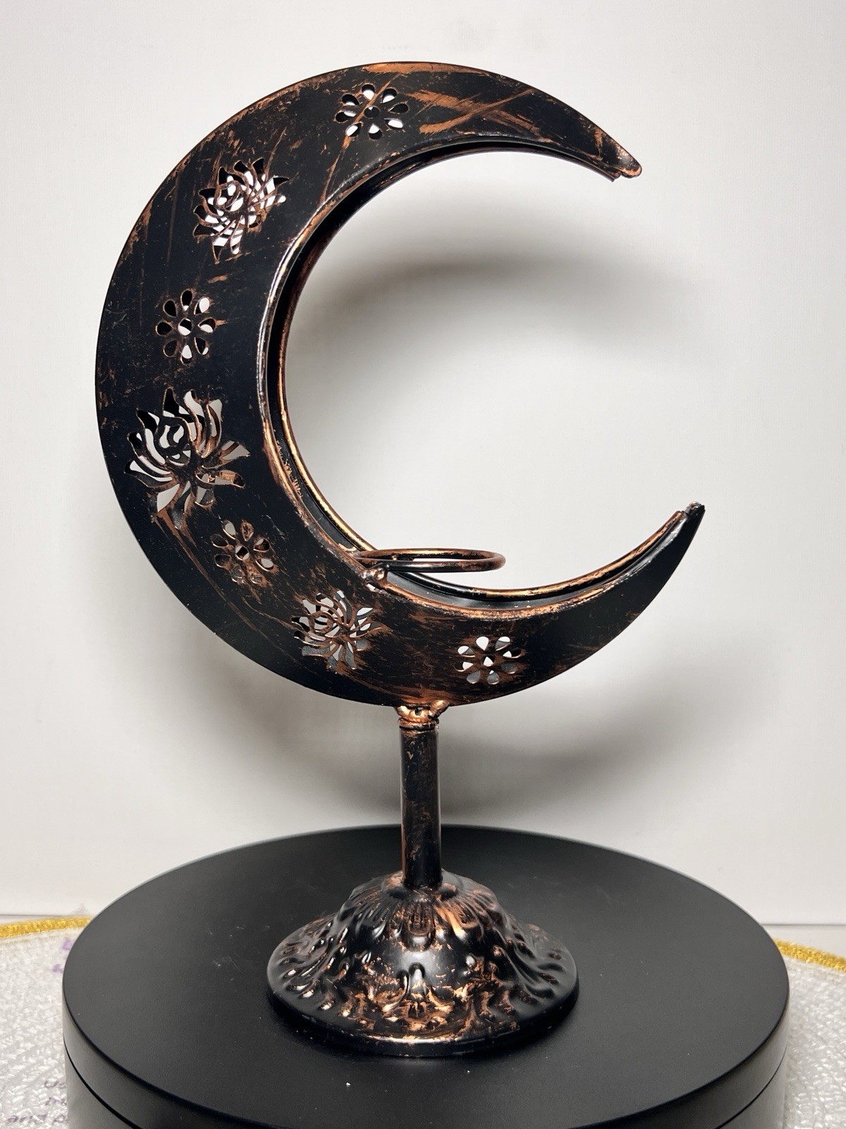 Moon Sphere Holder – Holds 80mm & smaller spheres – Spheres in pics not included