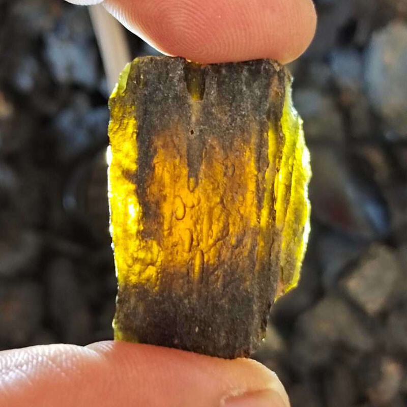 Black Gem Moldavite Meteorite Tektite Impact Glass Specimen 100G